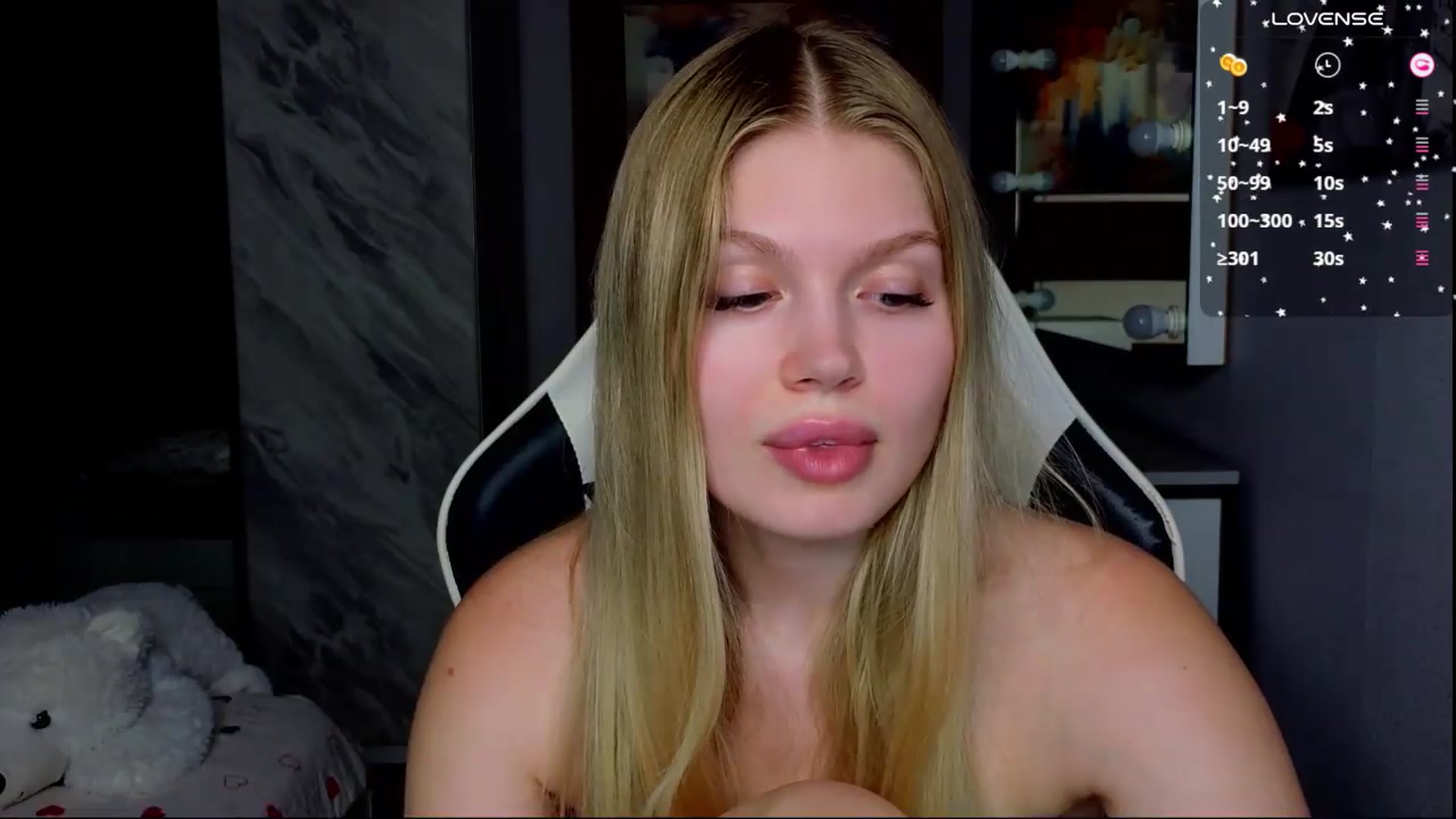Gallery image thumbnail from Effie_Cute's myfreecams stream on, 08/24/2026, 13:58 image 18 of 20