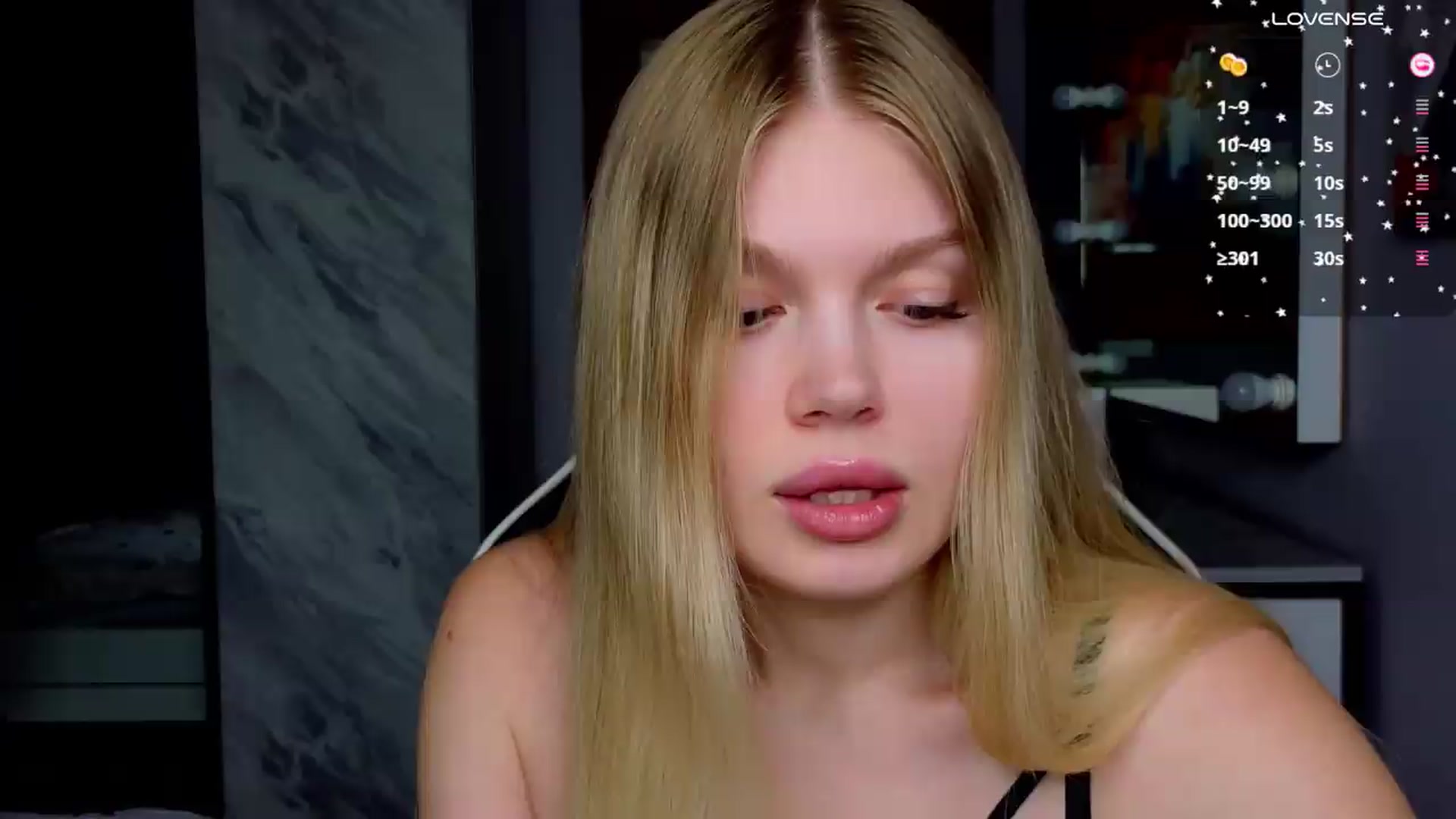 Gallery image thumbnail from Effie_Cute's myfreecams stream on, 09/01/2026, 09:46 image 1 of 20