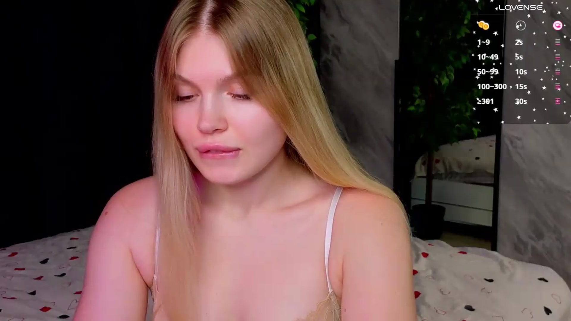 Gallery image thumbnail from Effie_Cute's myfreecams stream on, 09/03/2026, 09:53 image 19 of 20