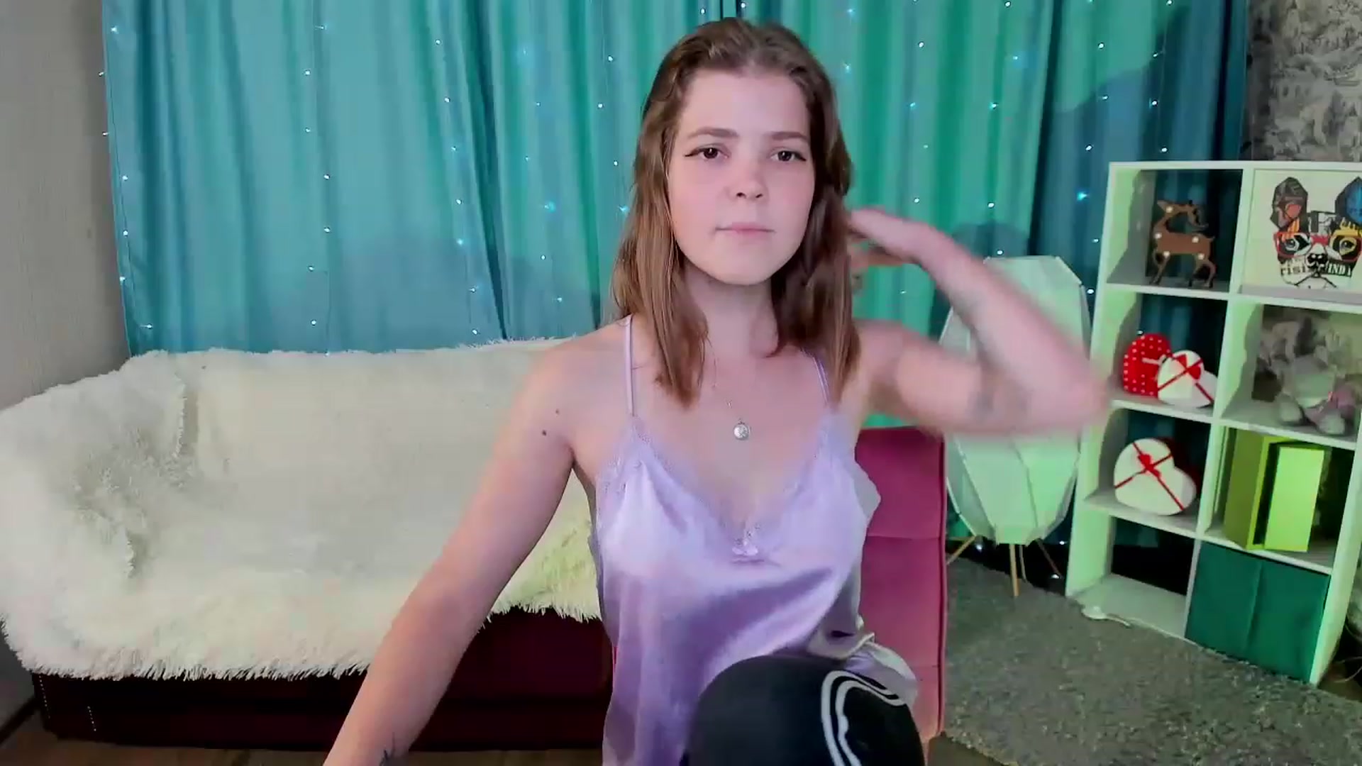 Gallery image thumbnail from EffyShy's myfreecams stream on, 11/20/2022, 15:36 image 2 of 20