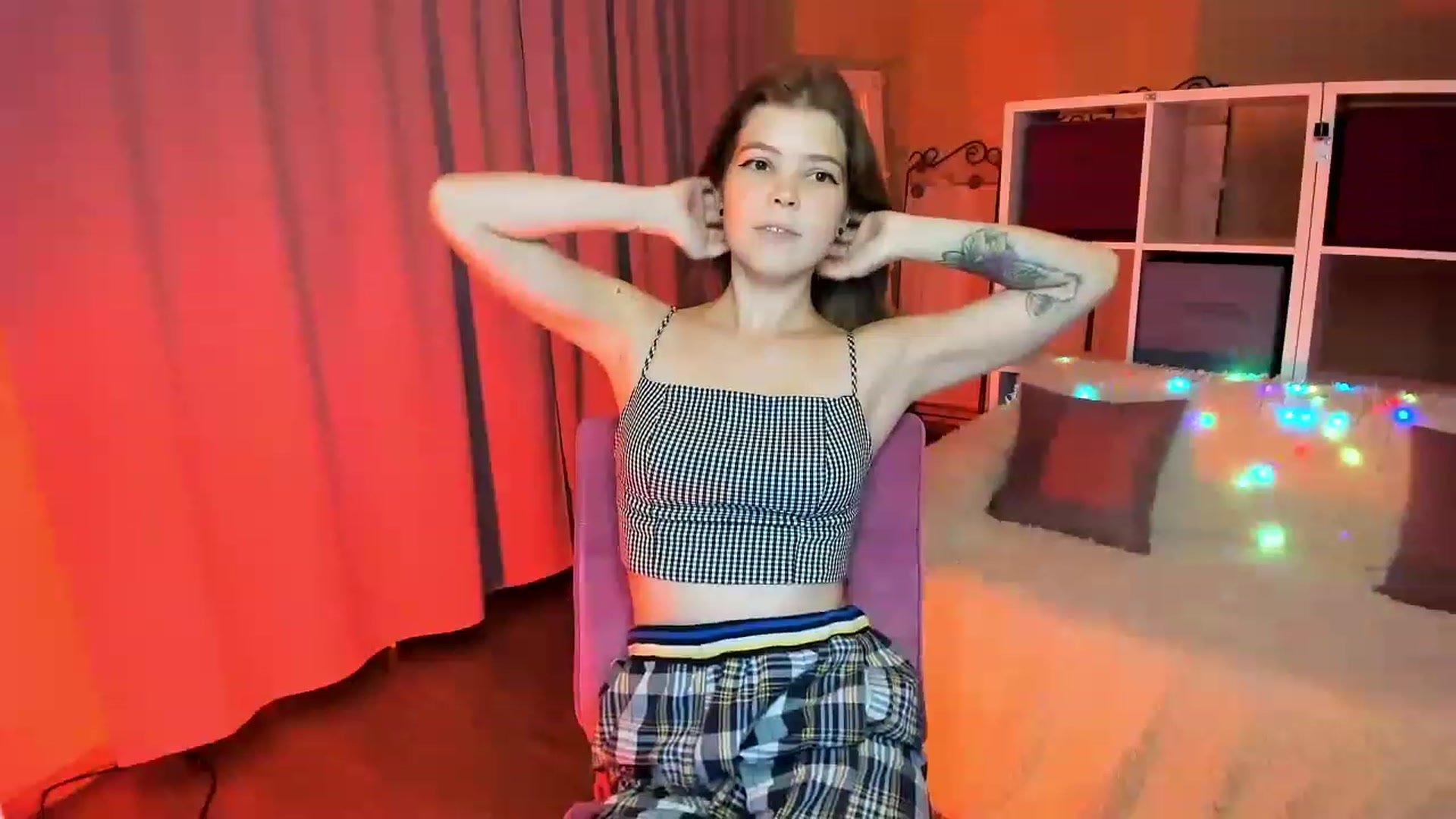 Gallery image thumbnail from EffyShy's myfreecams stream on, 12/03/2022, 15:28 image 11 of 20