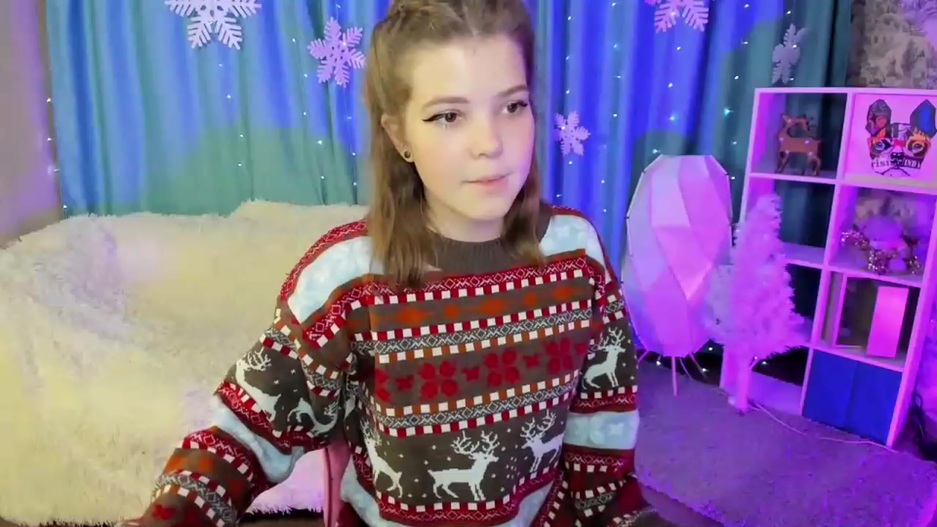 Gallery image thumbnail from EffyShy's myfreecams stream on, 12/07/2022, 18:48 image 4 of 20