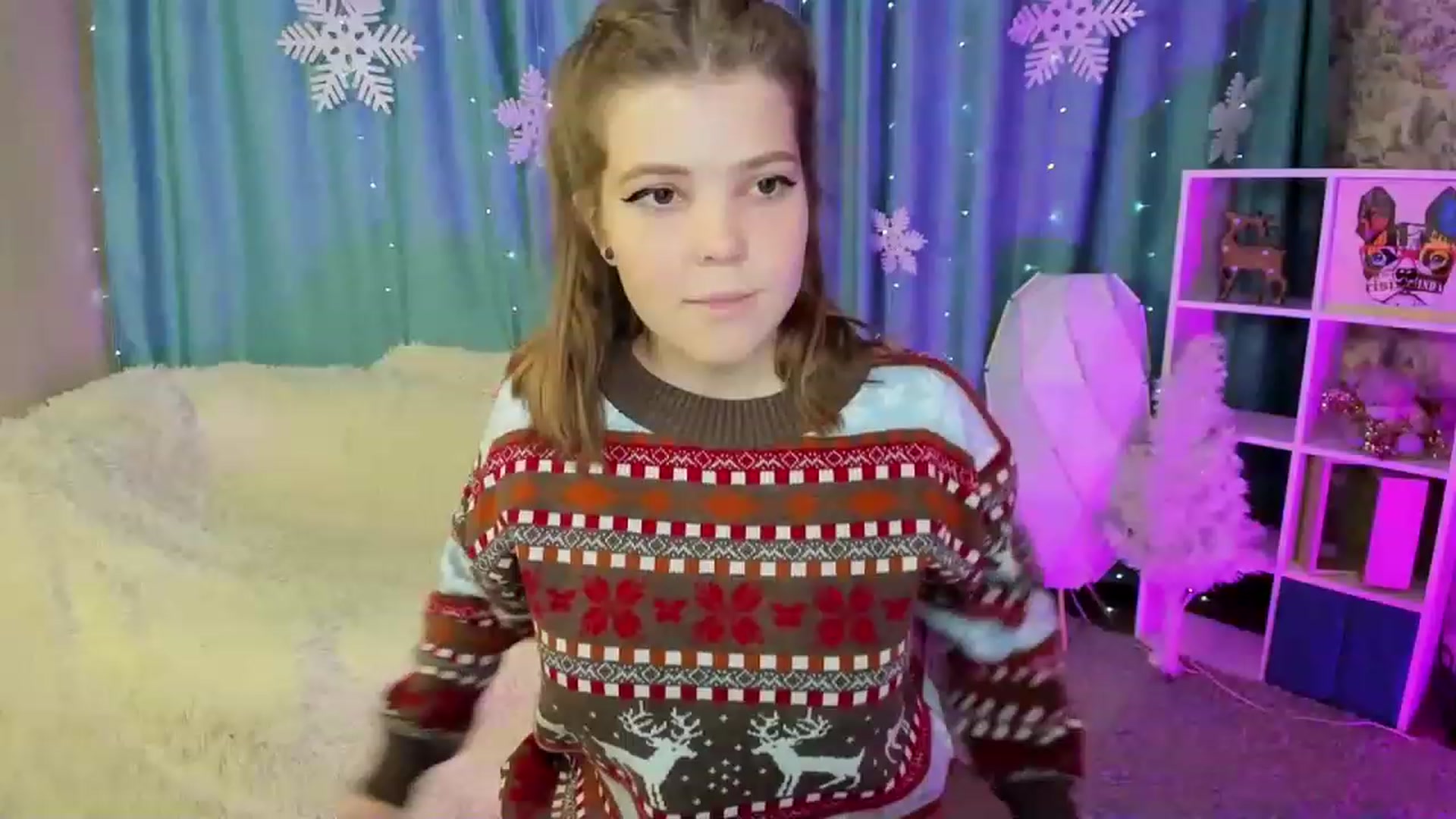Gallery image thumbnail from EffyShy's myfreecams stream on, 12/07/2022, 20:10 image 20 of 20