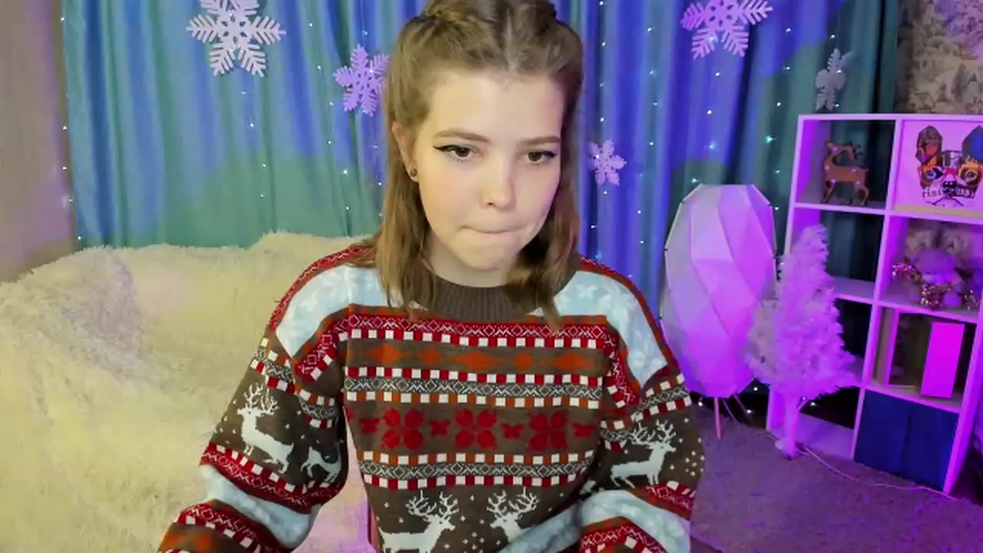 Gallery image thumbnail from EffyShy's myfreecams stream on, 12/07/2022, 20:10 image 2 of 20