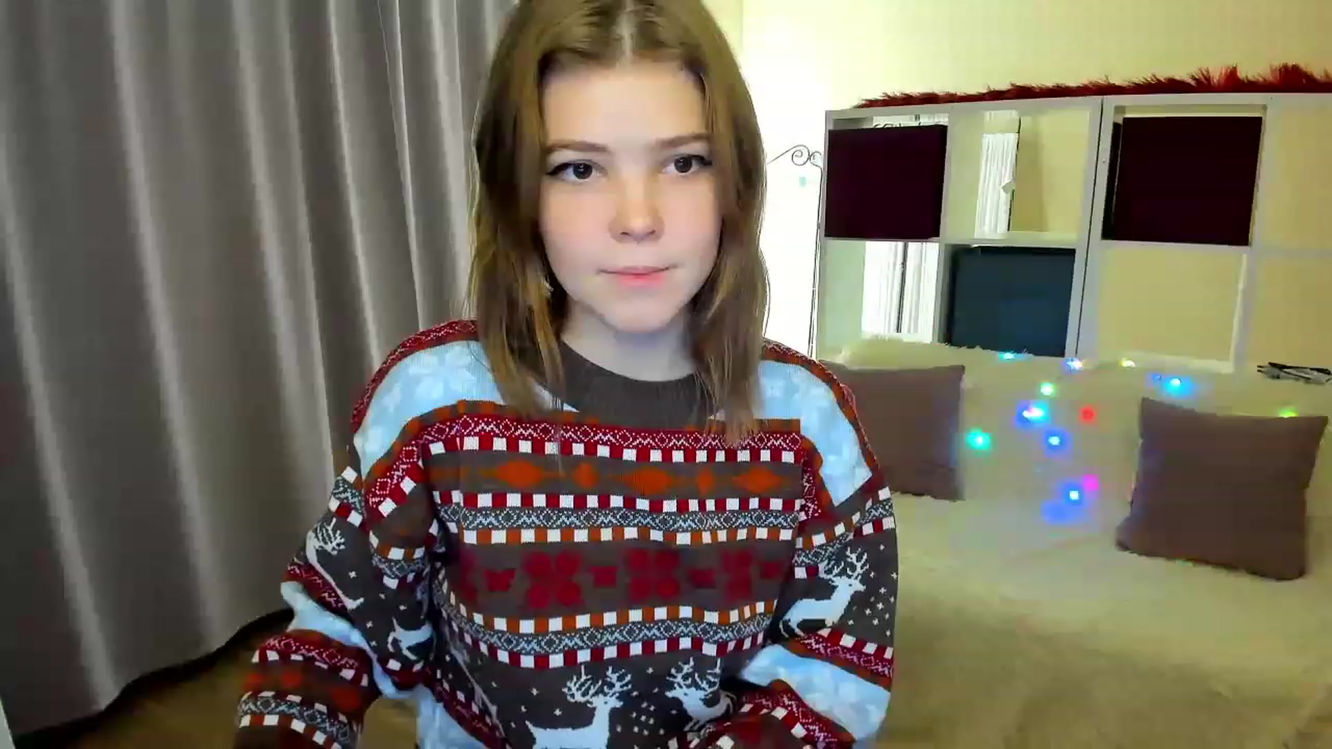 Gallery image thumbnail from EffyShy's myfreecams stream on, 12/10/2022, 18:17 image 6 of 20