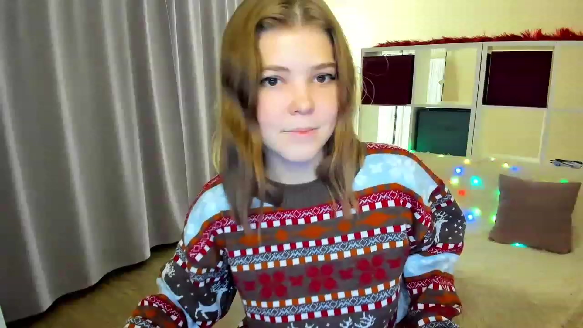 Gallery image thumbnail from EffyShy's myfreecams stream on, 12/10/2022, 18:17 image 10 of 20