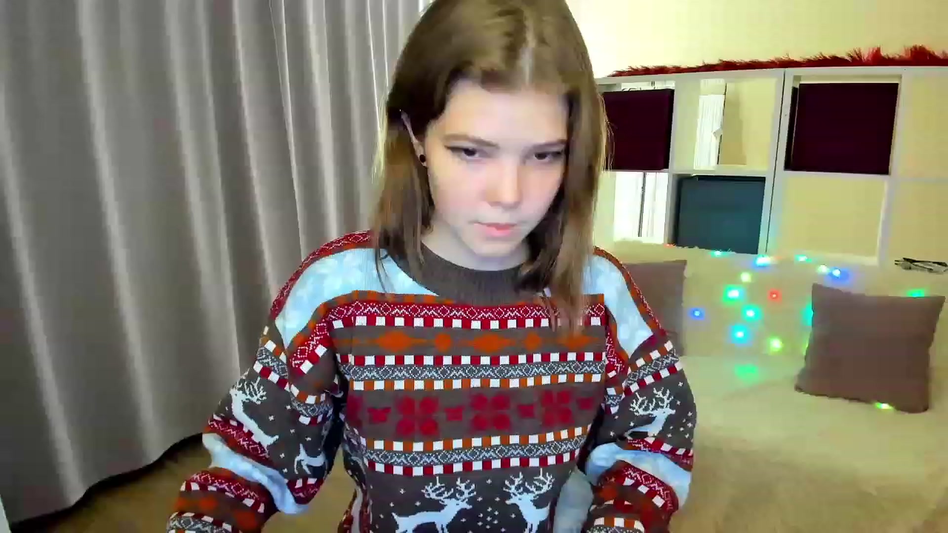 Gallery image thumbnail from EffyShy's myfreecams stream on, 12/10/2022, 18:17 image 20 of 20