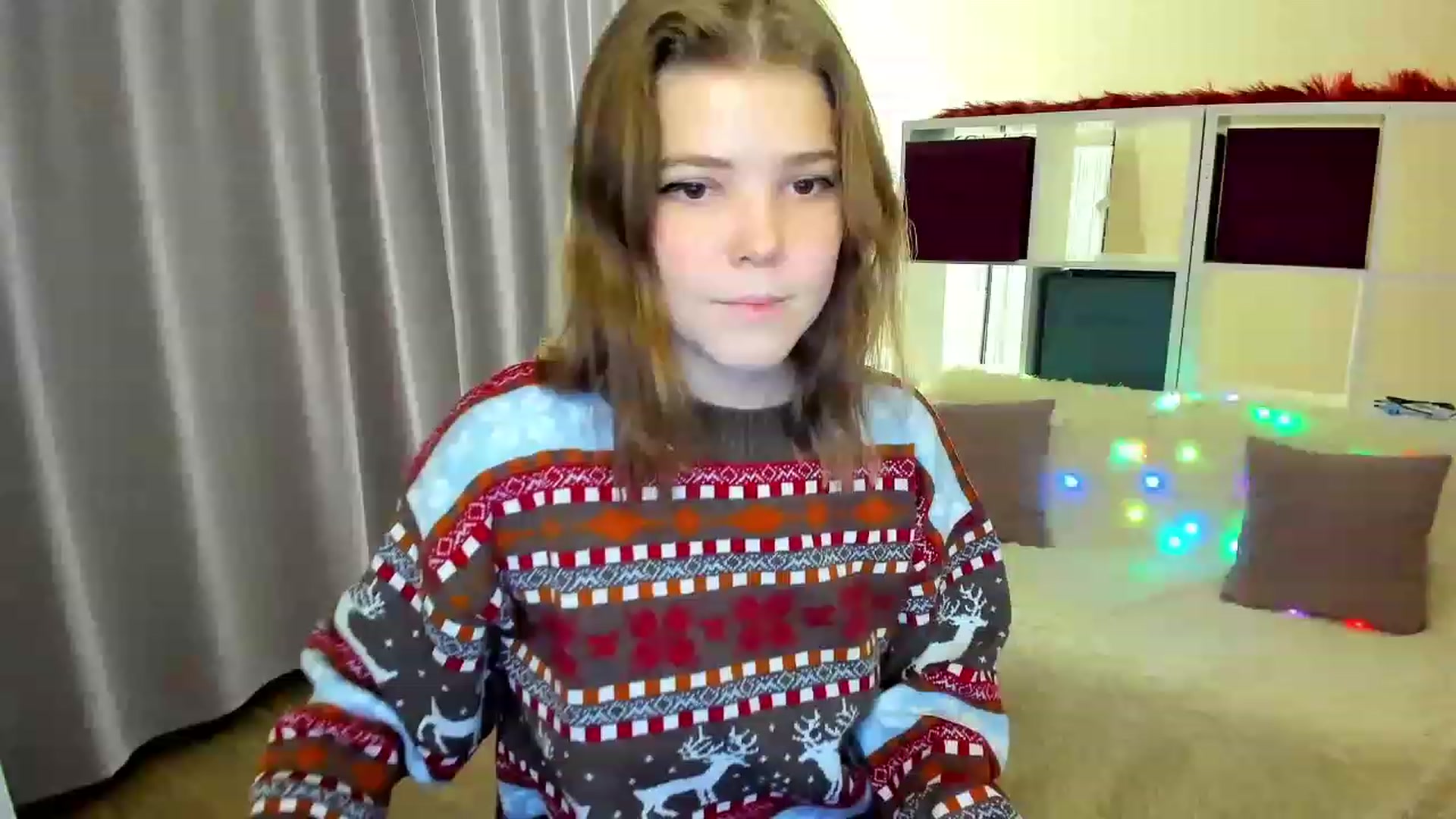 Gallery image thumbnail from EffyShy's myfreecams stream on, 12/10/2022, 18:17 image 15 of 20