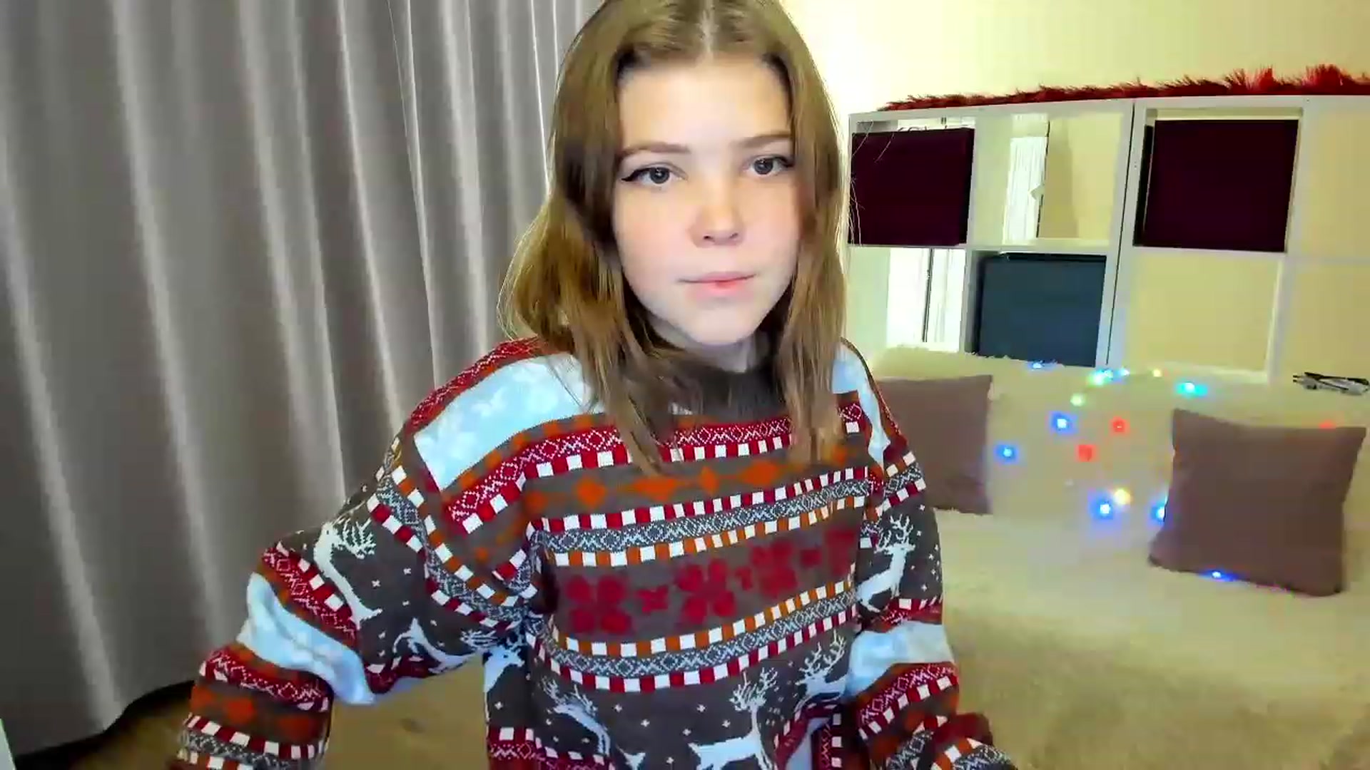 Gallery image thumbnail from EffyShy's myfreecams stream on, 12/10/2022, 18:49 image 11 of 20
