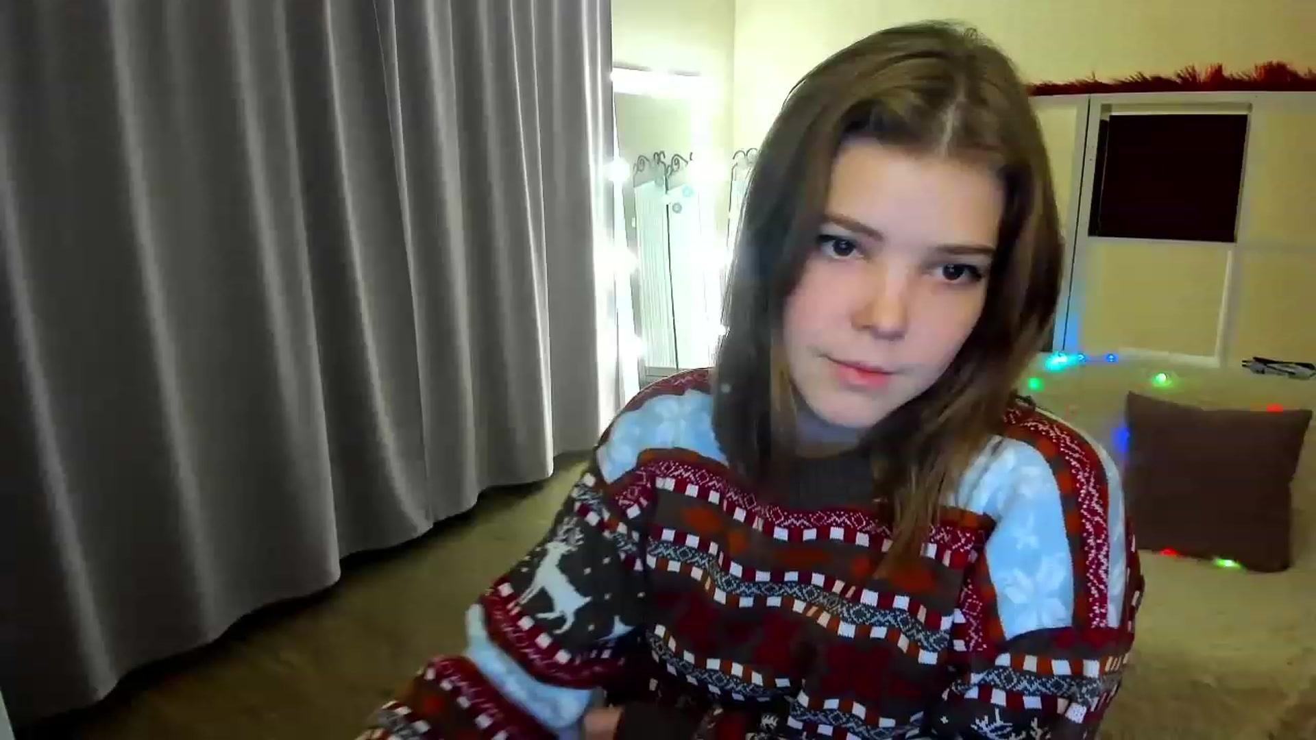 Gallery image thumbnail from EffyShy's myfreecams stream on, 12/10/2022, 18:49 image 18 of 20