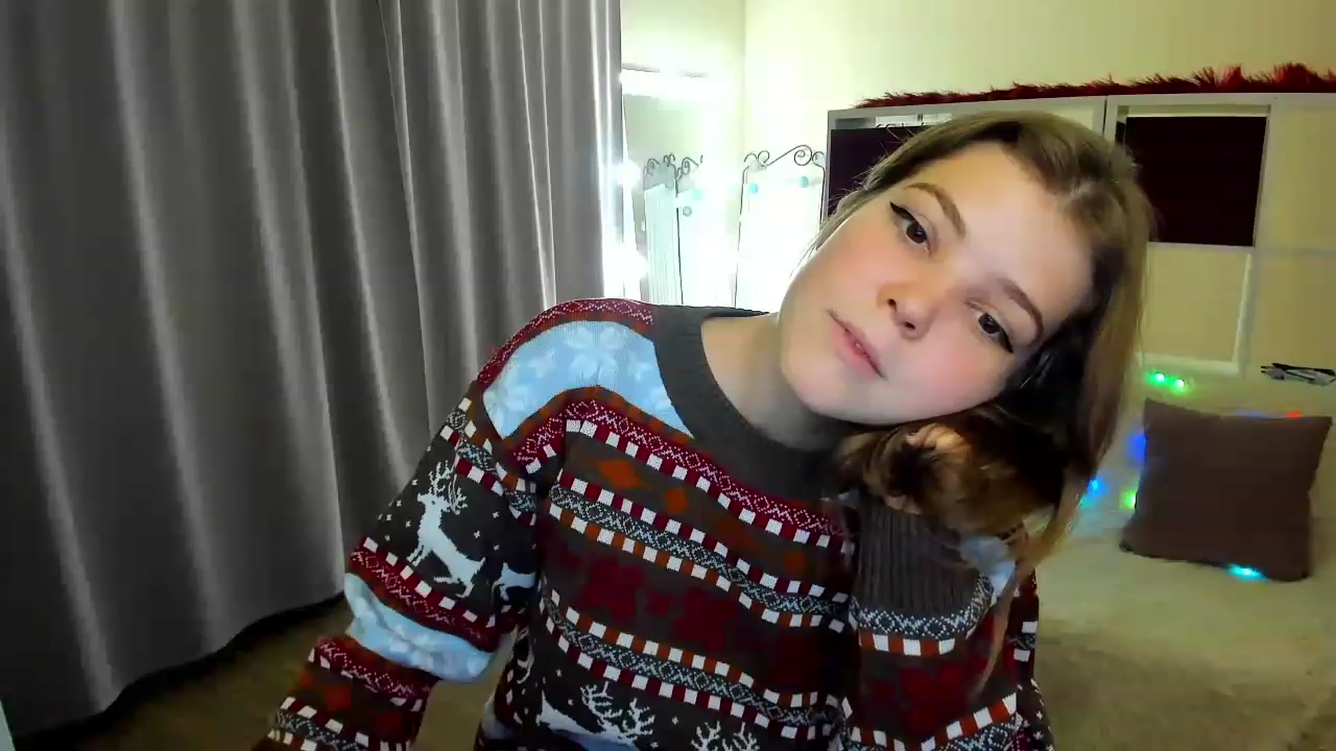Gallery image thumbnail from EffyShy's myfreecams stream on, 12/10/2022, 18:49 image 15 of 20