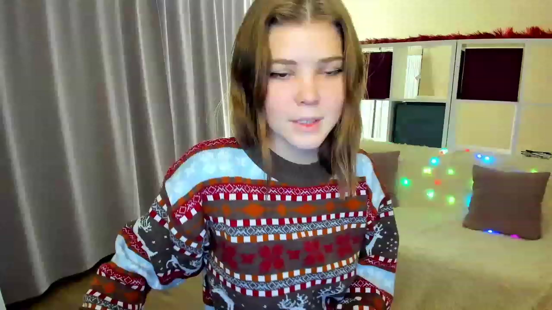 Gallery image thumbnail from EffyShy's myfreecams stream on, 12/10/2022, 18:49 image 13 of 20