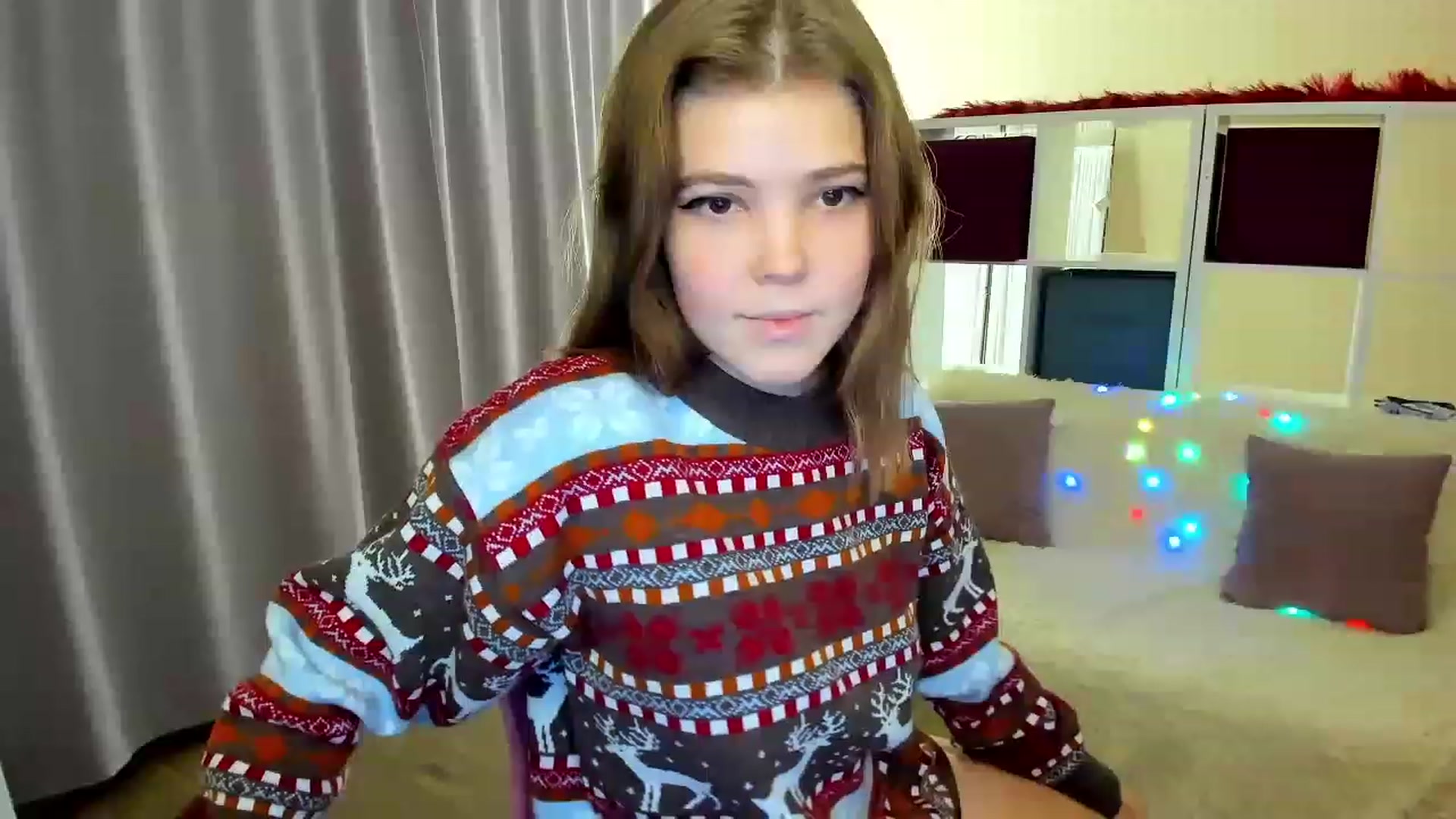 Gallery image thumbnail from EffyShy's myfreecams stream on, 12/10/2022, 20:00 image 13 of 20