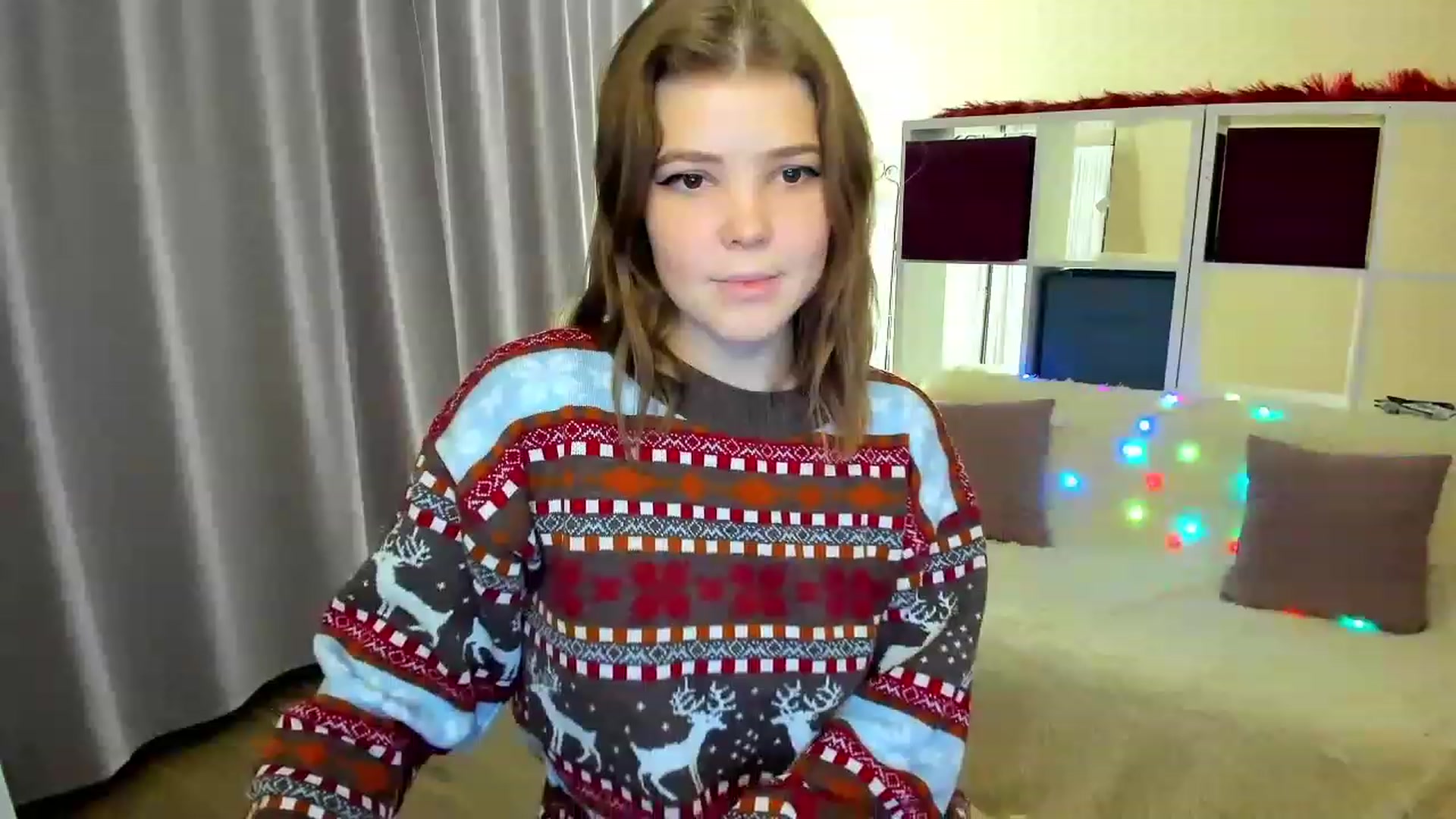 Gallery image thumbnail from EffyShy's myfreecams stream on, 12/10/2022, 20:00 image 9 of 20