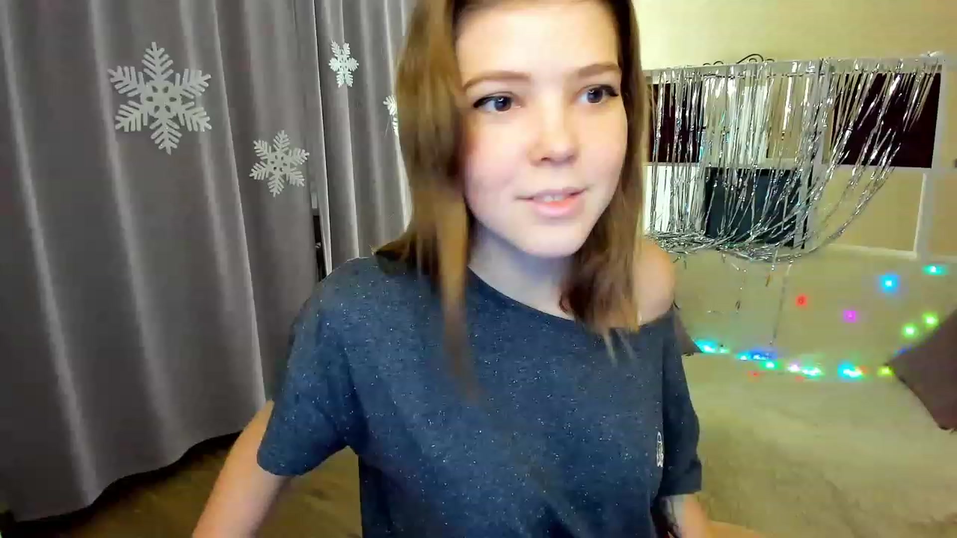 Gallery image thumbnail from EffyShy's myfreecams stream on, 12/20/2022, 15:57 image 10 of 20