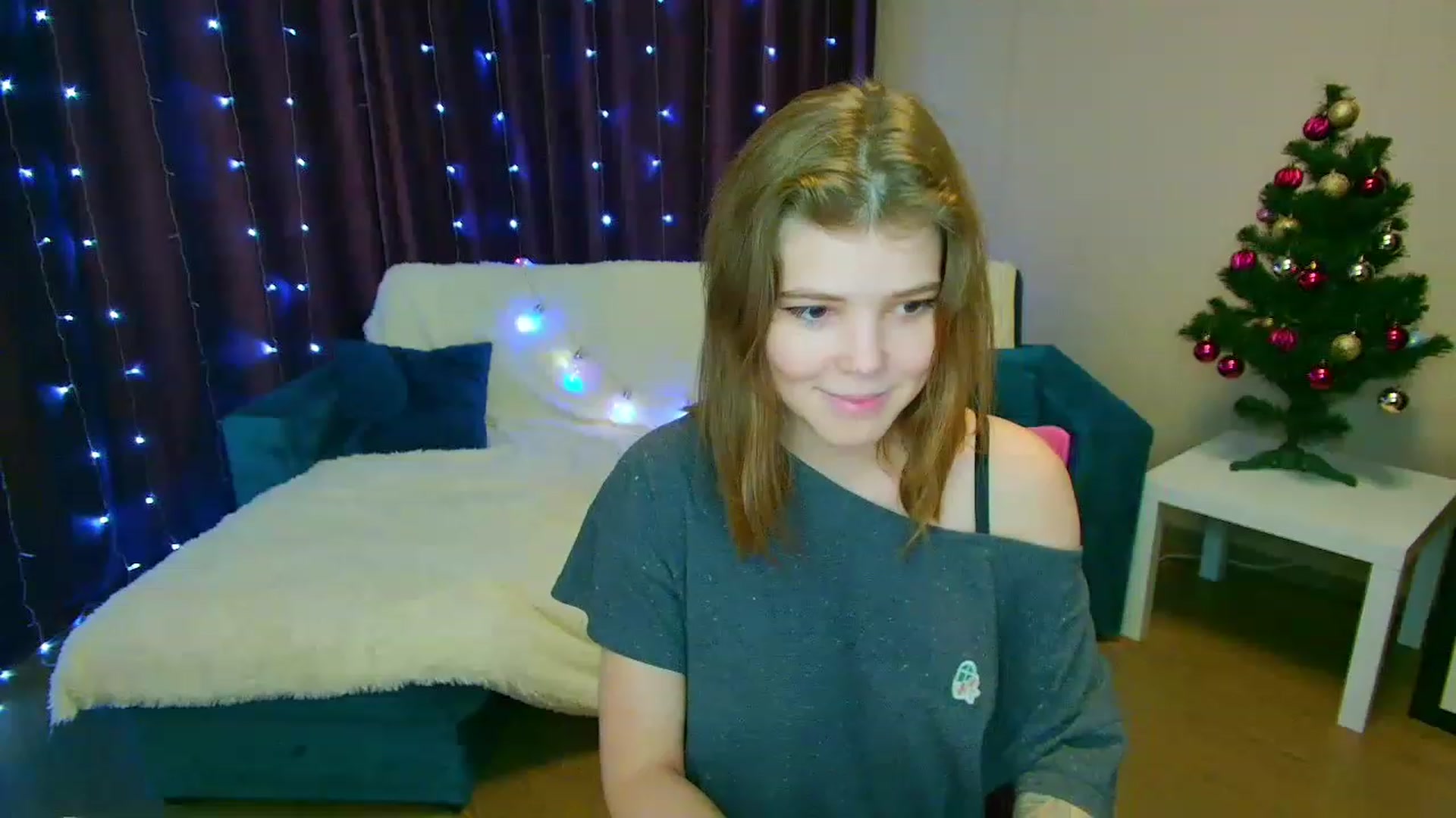 Gallery image thumbnail from EffyShy's myfreecams stream on, 12/30/2022, 17:53 image 10 of 20