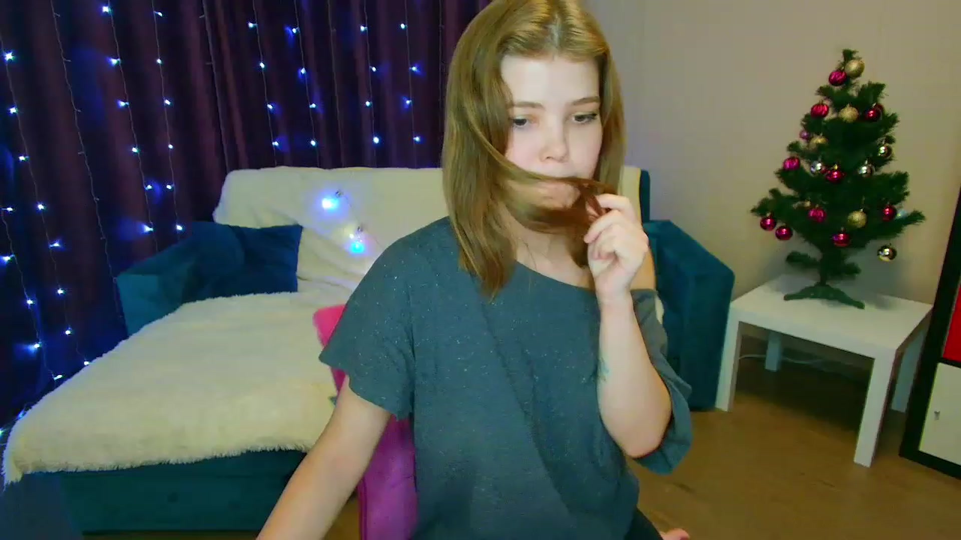 Gallery image thumbnail from EffyShy's myfreecams stream on, 12/30/2022, 23:12 image 4 of 20