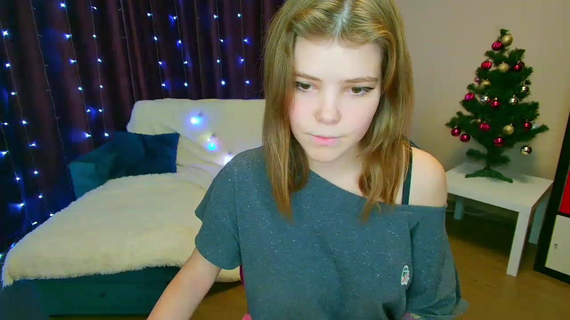 Gallery image thumbnail from EffyShy's myfreecams stream on, 12/30/2022, 23:12 image 13 of 20