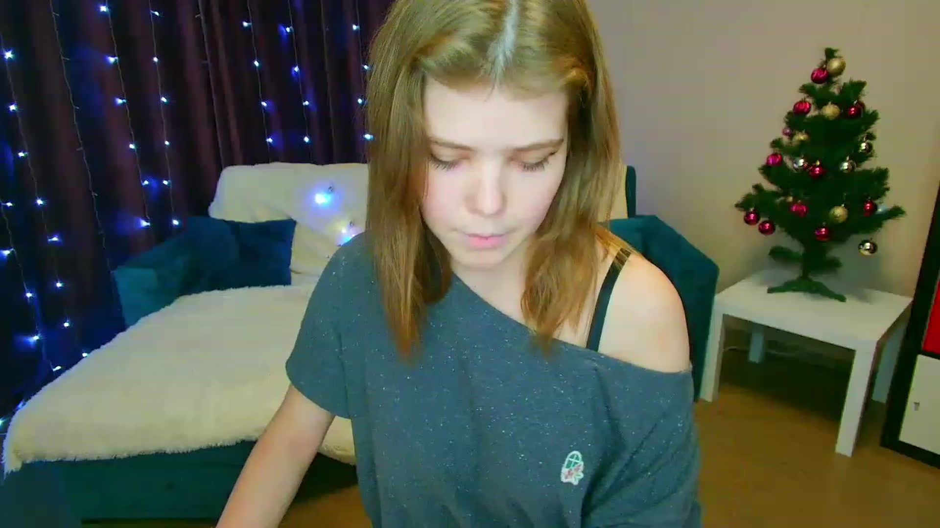 Gallery image thumbnail from EffyShy's myfreecams stream on, 12/30/2022, 23:12 image 11 of 20