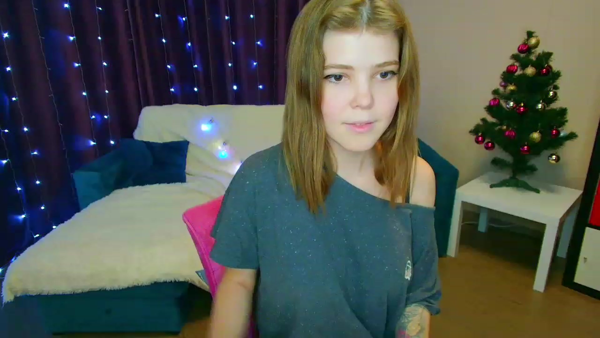 Gallery image thumbnail from EffyShy's myfreecams stream on, 12/30/2022, 23:12 image 5 of 20