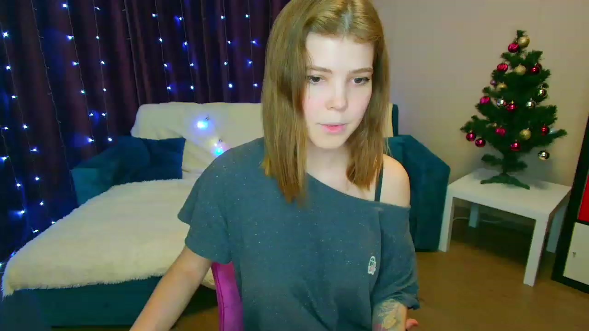 Gallery image thumbnail from EffyShy's myfreecams stream on, 12/30/2022, 23:12 image 3 of 20