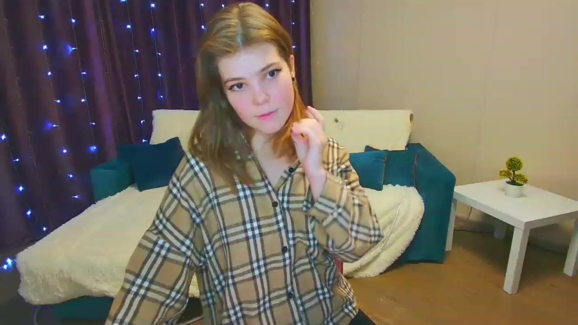 Gallery image thumbnail from EffyShy's myfreecams stream on, 01/18/2023, 17:06 image 3 of 20