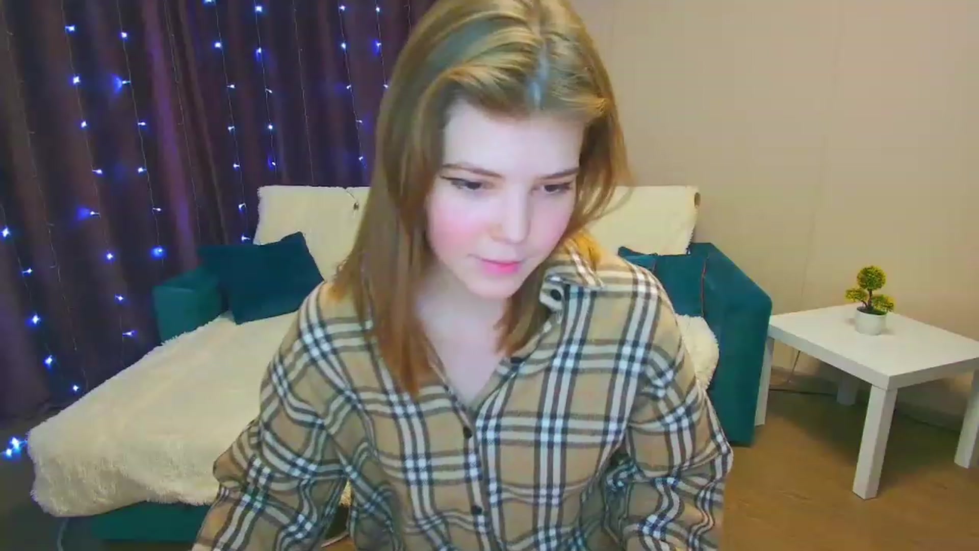Gallery image thumbnail from EffyShy's myfreecams stream on, 01/18/2023, 17:06 image 4 of 20