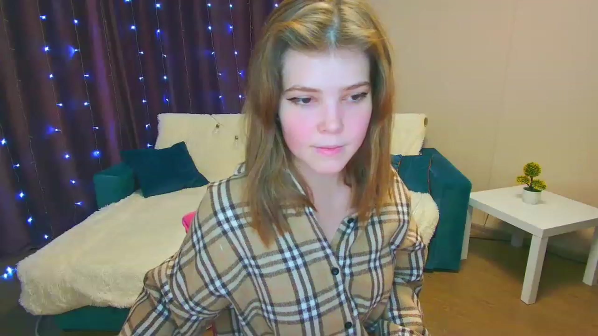 Gallery image thumbnail from EffyShy's myfreecams stream on, 01/18/2023, 17:06 image 9 of 20