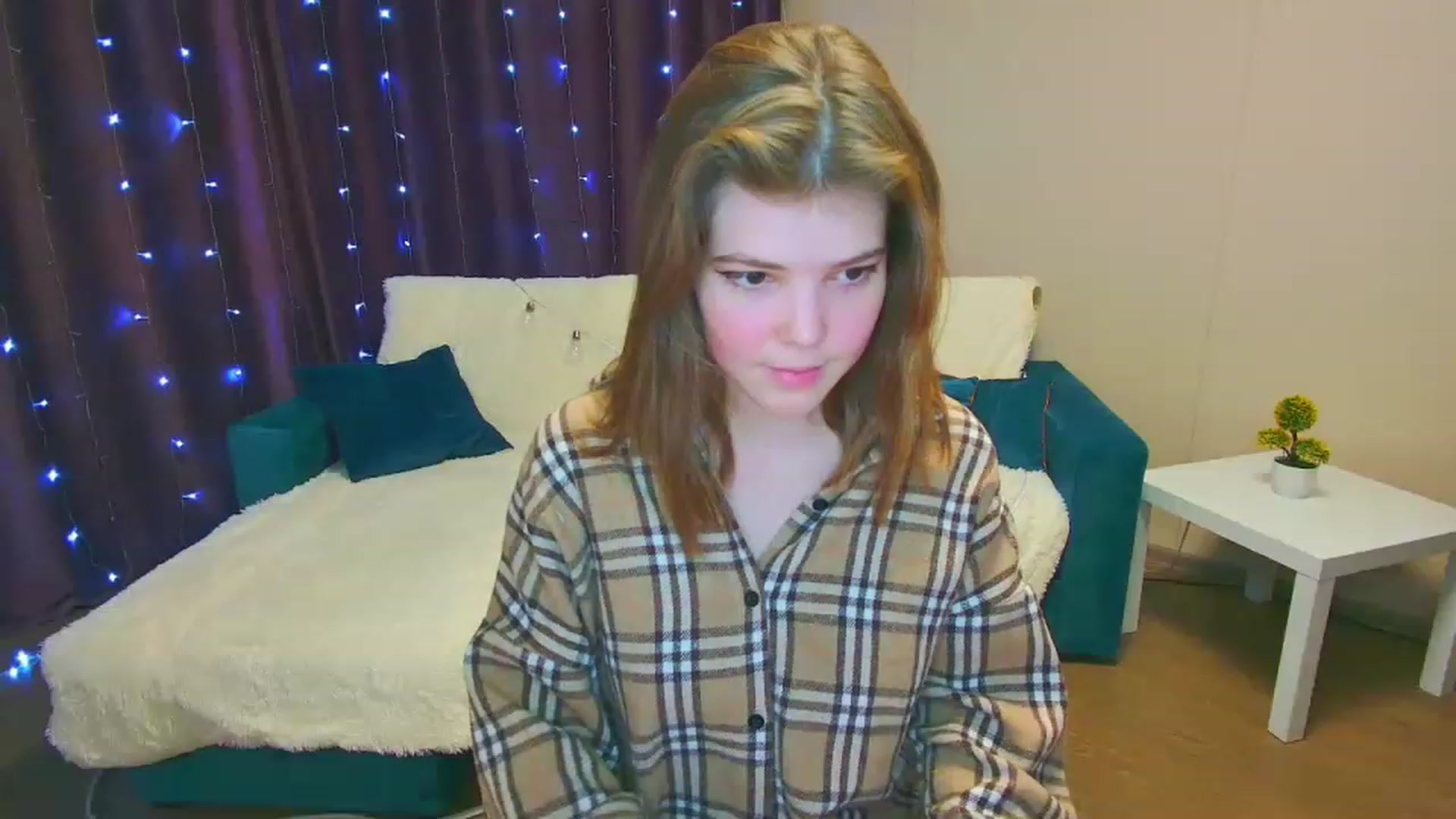 Gallery image thumbnail from EffyShy's myfreecams stream on, 01/18/2023, 17:06 image 7 of 20