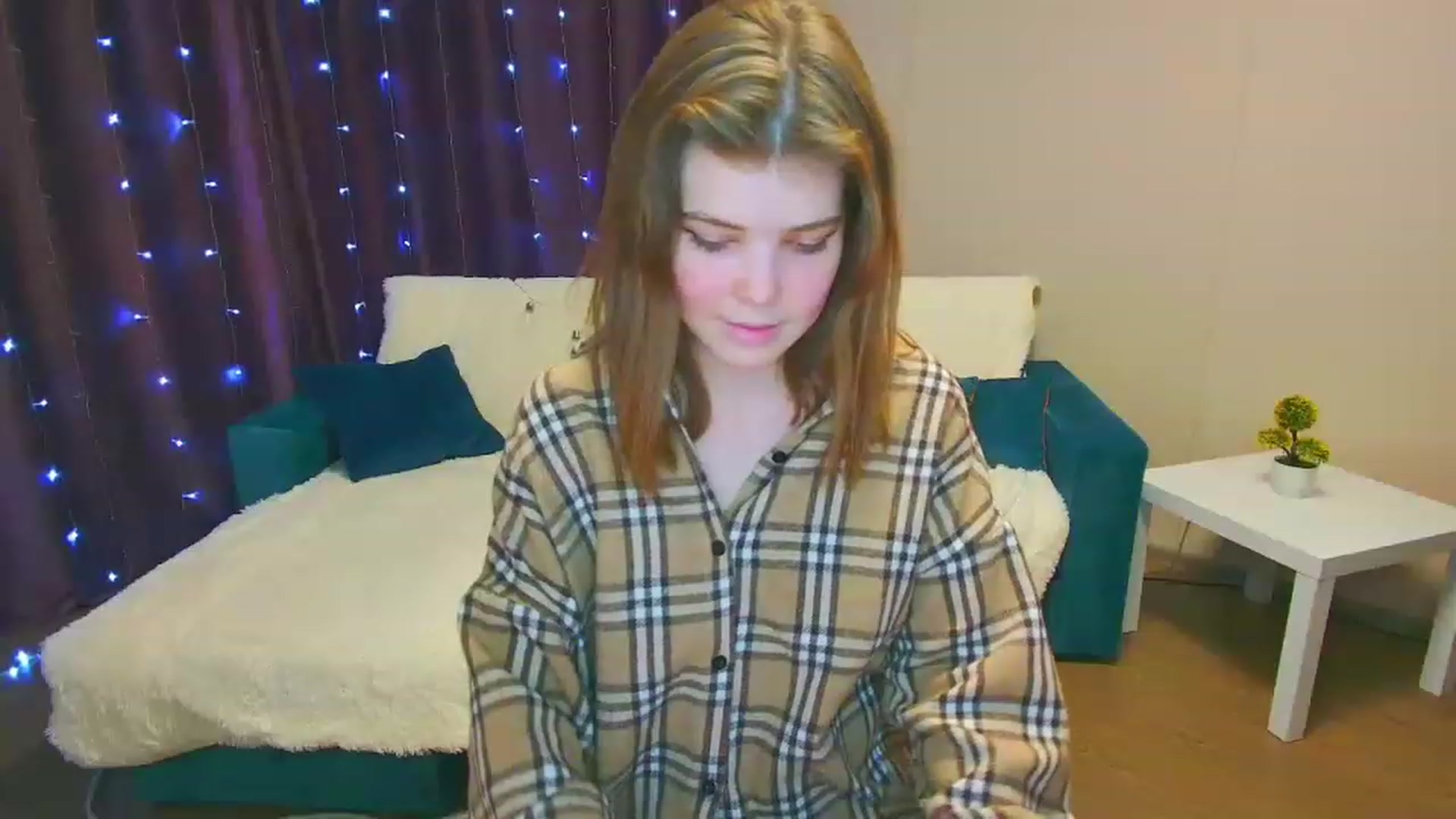 Gallery image thumbnail from EffyShy's myfreecams stream on, 01/18/2023, 17:06 image 14 of 20