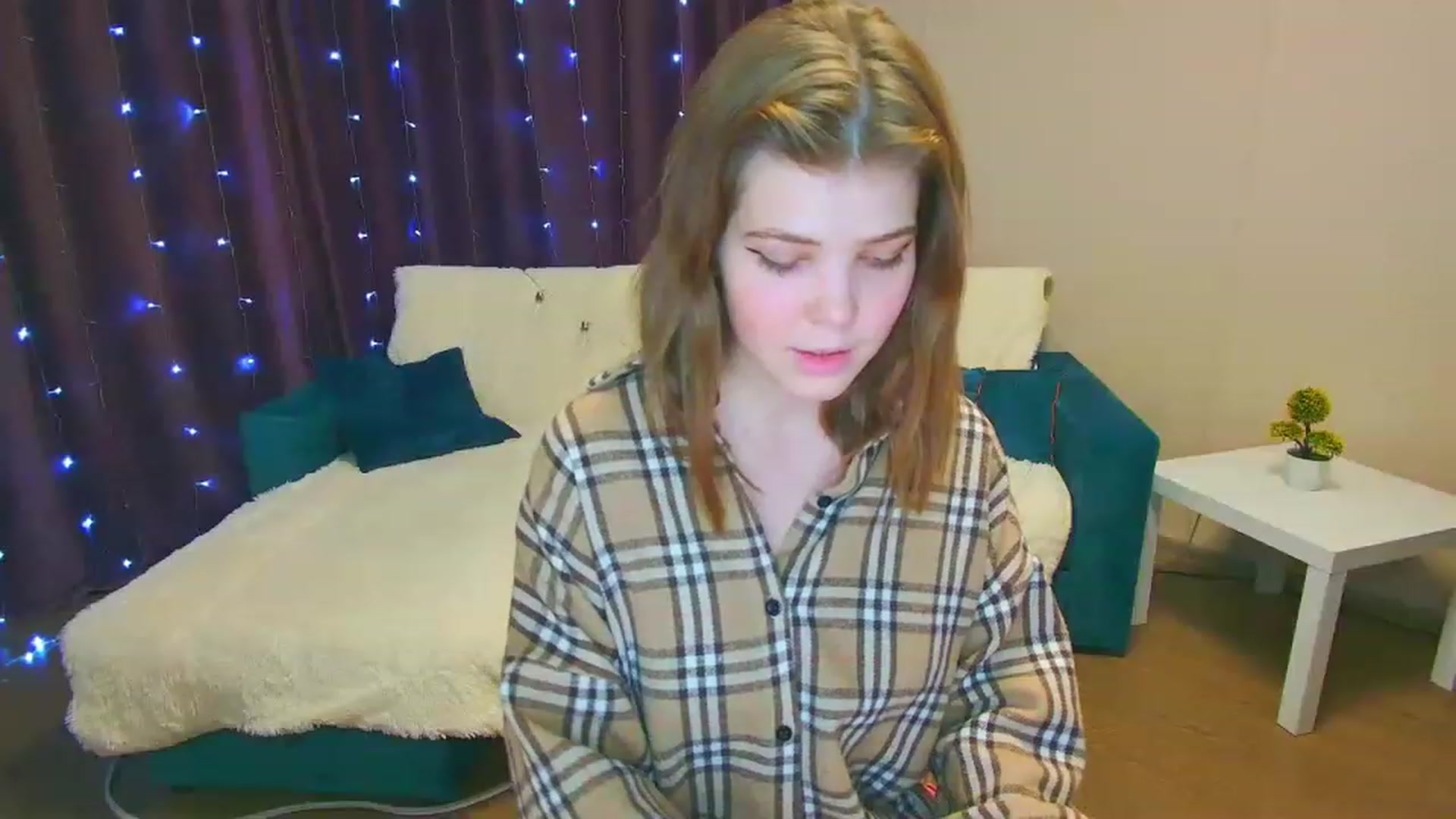 Gallery image thumbnail from EffyShy's myfreecams stream on, 01/18/2023, 21:47 image 5 of 20