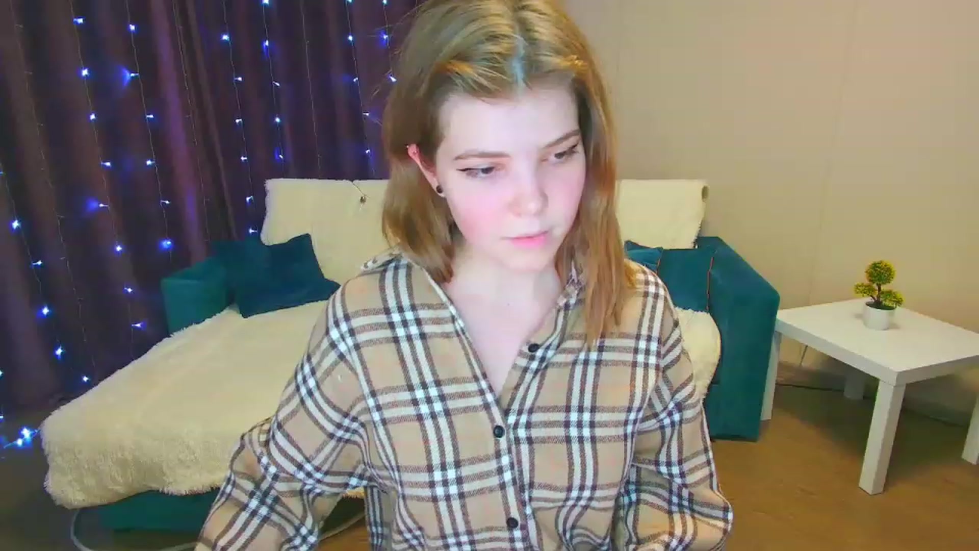 Gallery image thumbnail from EffyShy's myfreecams stream on, 01/18/2023, 21:47 image 10 of 20