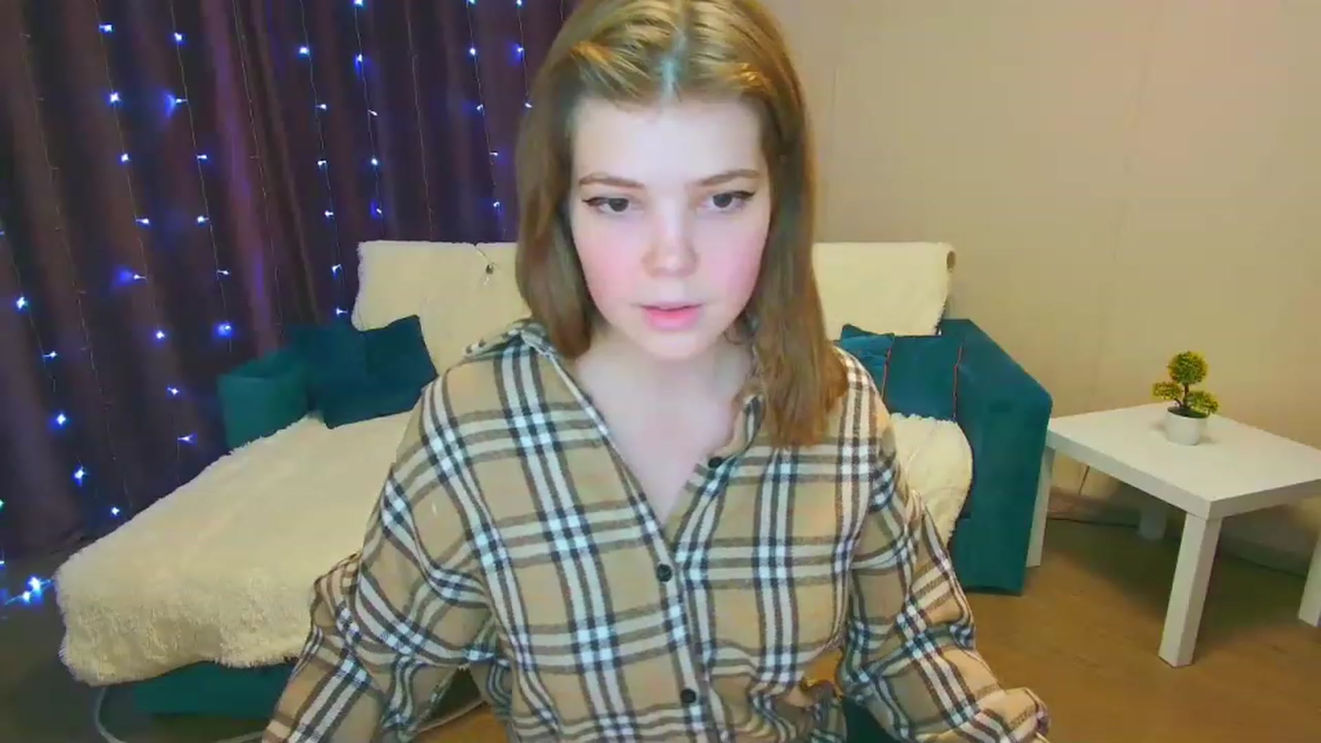 Gallery image thumbnail from EffyShy's myfreecams stream on, 01/18/2023, 21:47 image 6 of 20