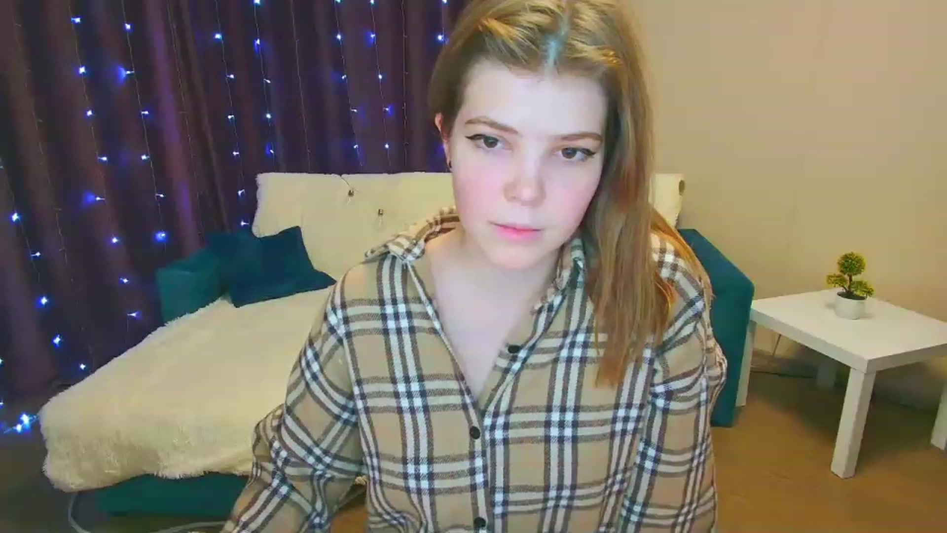 Gallery image thumbnail from EffyShy's myfreecams stream on, 01/18/2023, 21:47 image 12 of 20