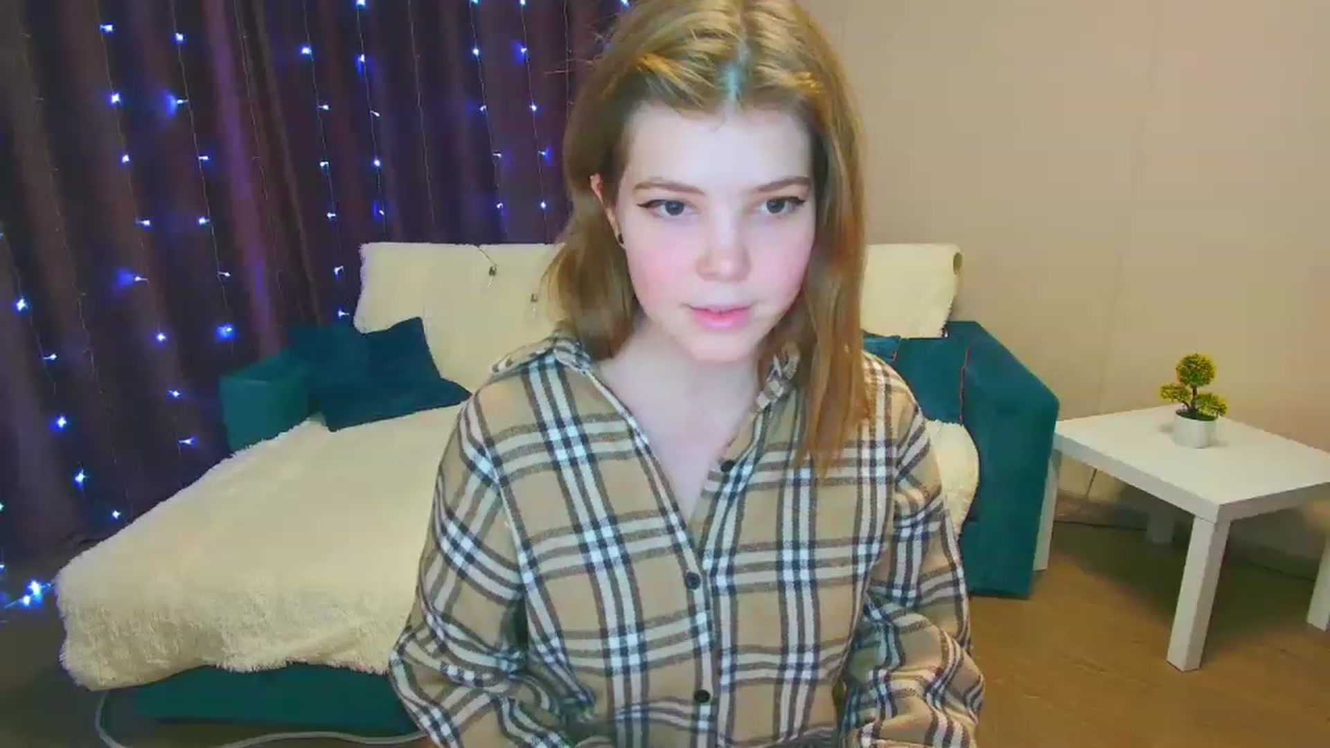 Gallery image thumbnail from EffyShy's myfreecams stream on, 01/18/2023, 21:47 image 9 of 20