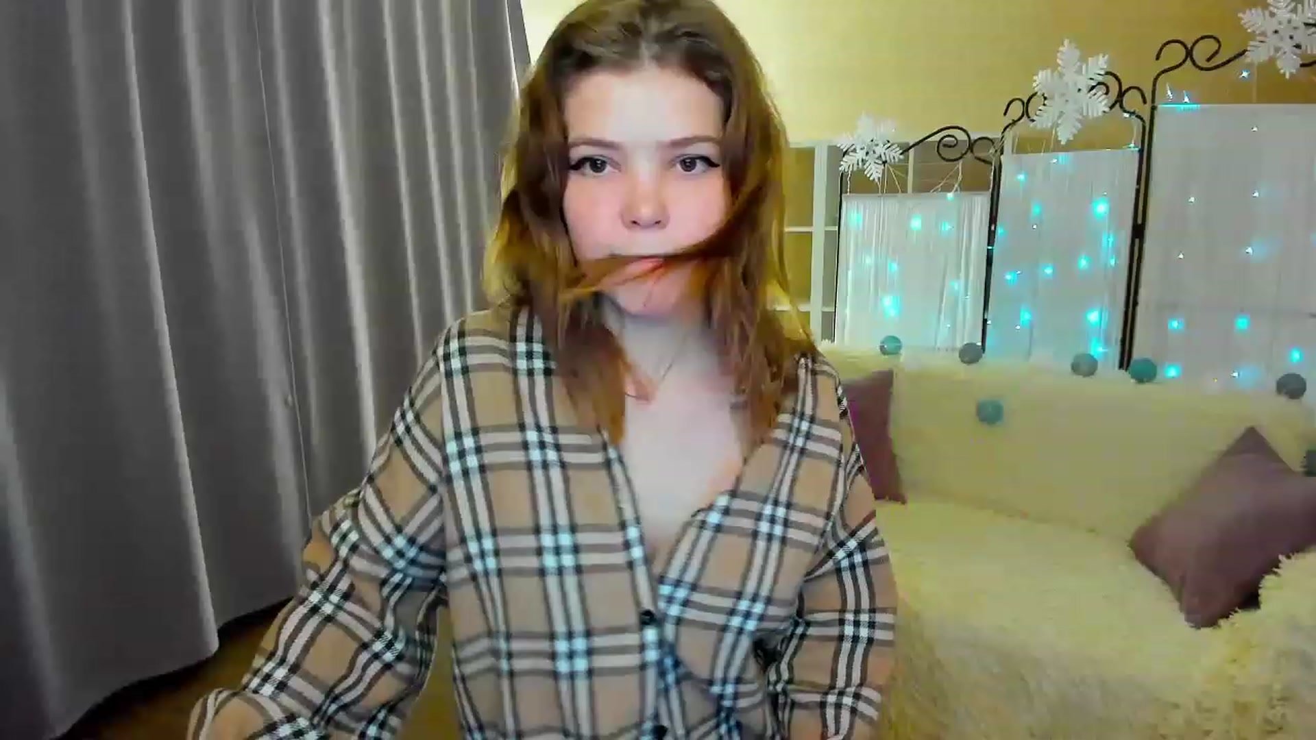 Gallery image thumbnail from EffyShy's myfreecams stream on, 01/19/2023, 14:26 image 16 of 20