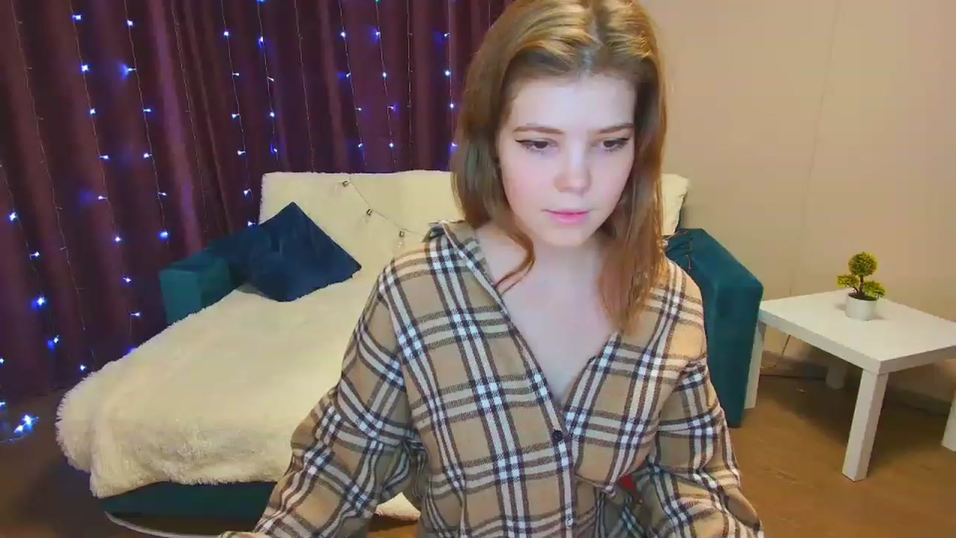 Gallery image thumbnail from EffyShy's myfreecams stream on, 01/20/2023, 18:57 image 18 of 20
