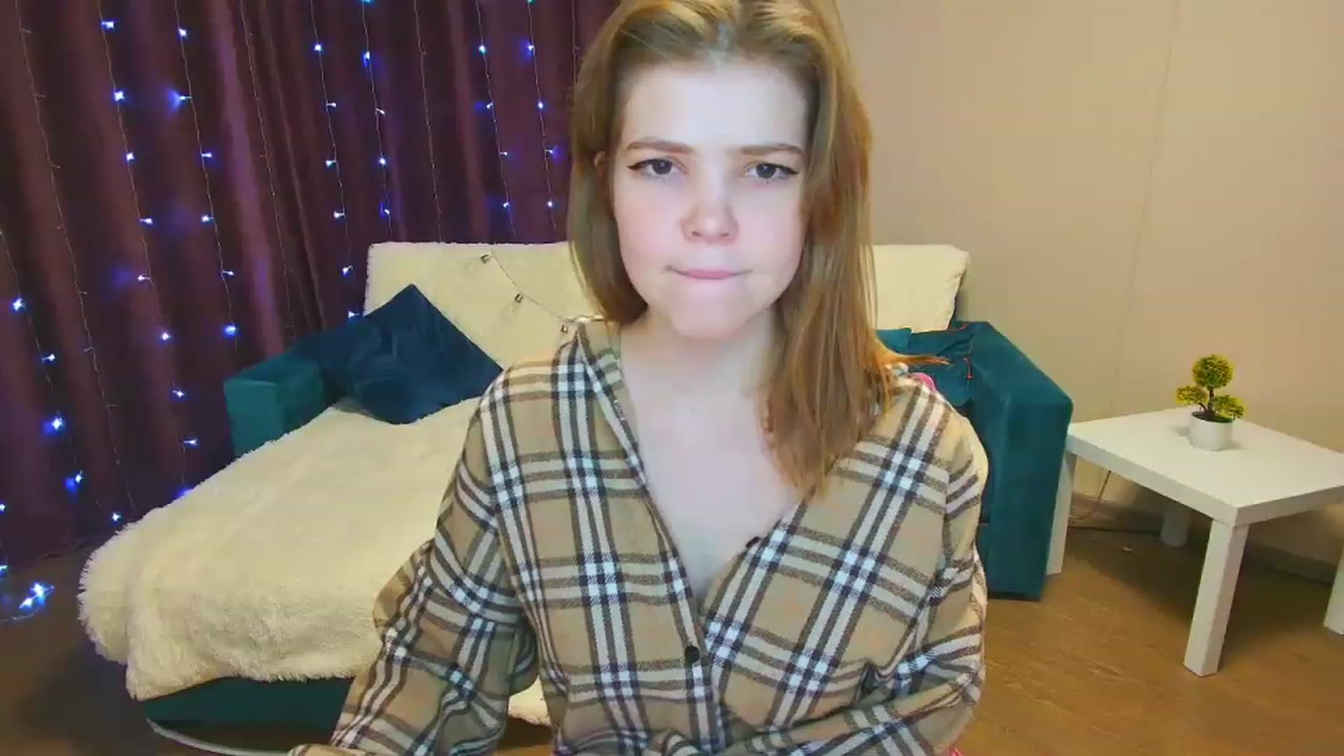 Gallery image thumbnail from EffyShy's myfreecams stream on, 01/20/2023, 18:57 image 12 of 20