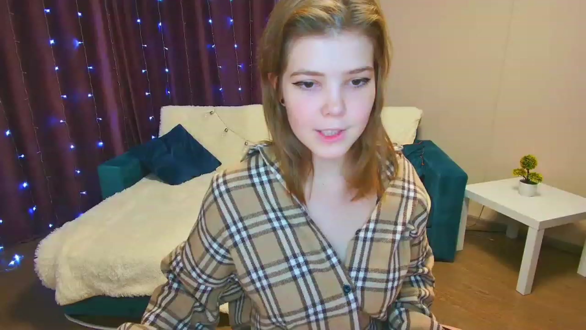 Gallery image thumbnail from EffyShy's myfreecams stream on, 01/20/2023, 18:57 image 11 of 20