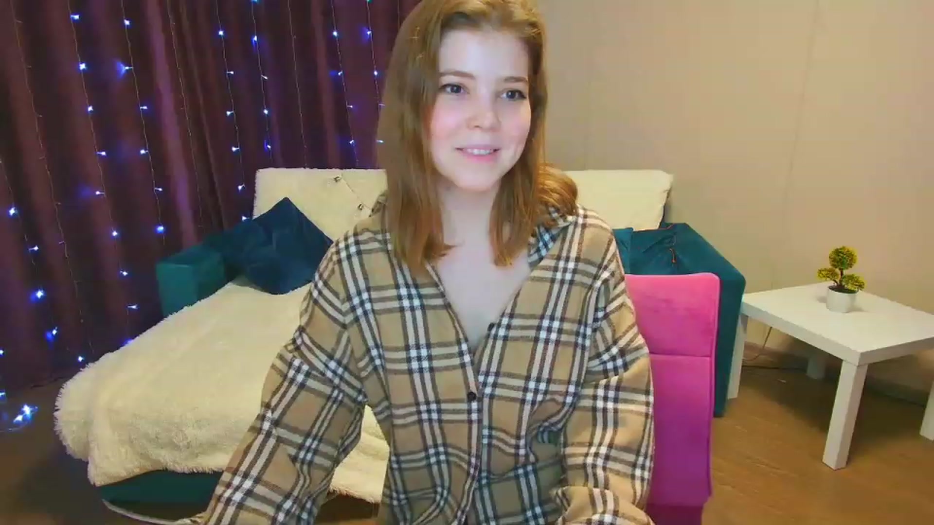 Gallery image thumbnail from EffyShy's myfreecams stream on, 01/20/2023, 18:57 image 3 of 20