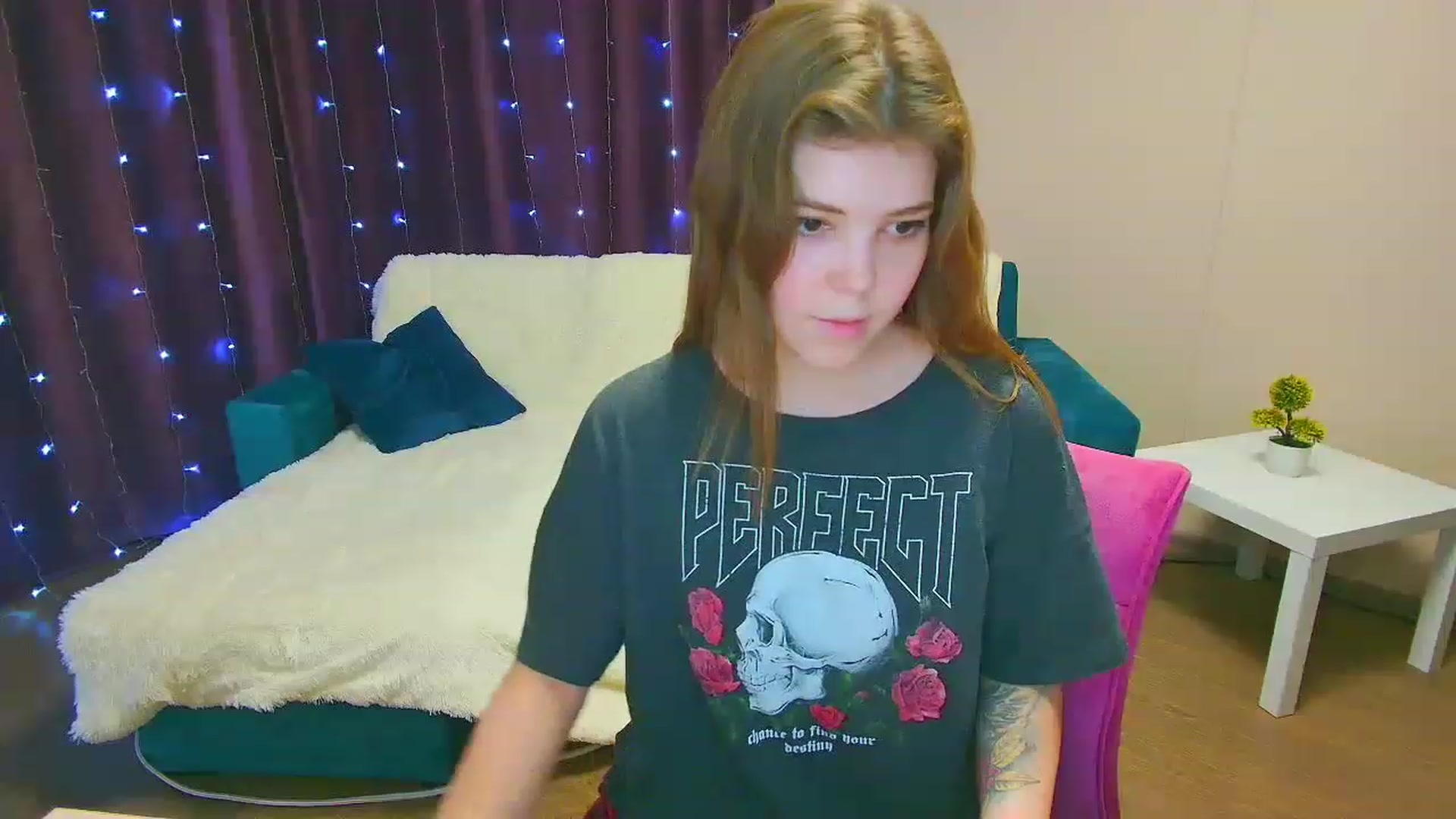 Gallery image thumbnail from EffyShy's myfreecams stream on, 01/22/2023, 18:13 image 13 of 20