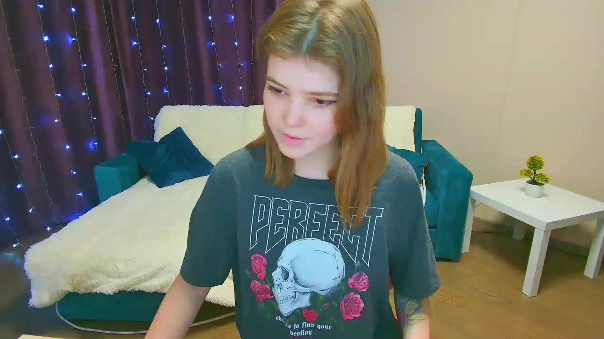 Gallery image thumbnail from EffyShy's myfreecams stream on, 01/22/2023, 18:13 image 2 of 20