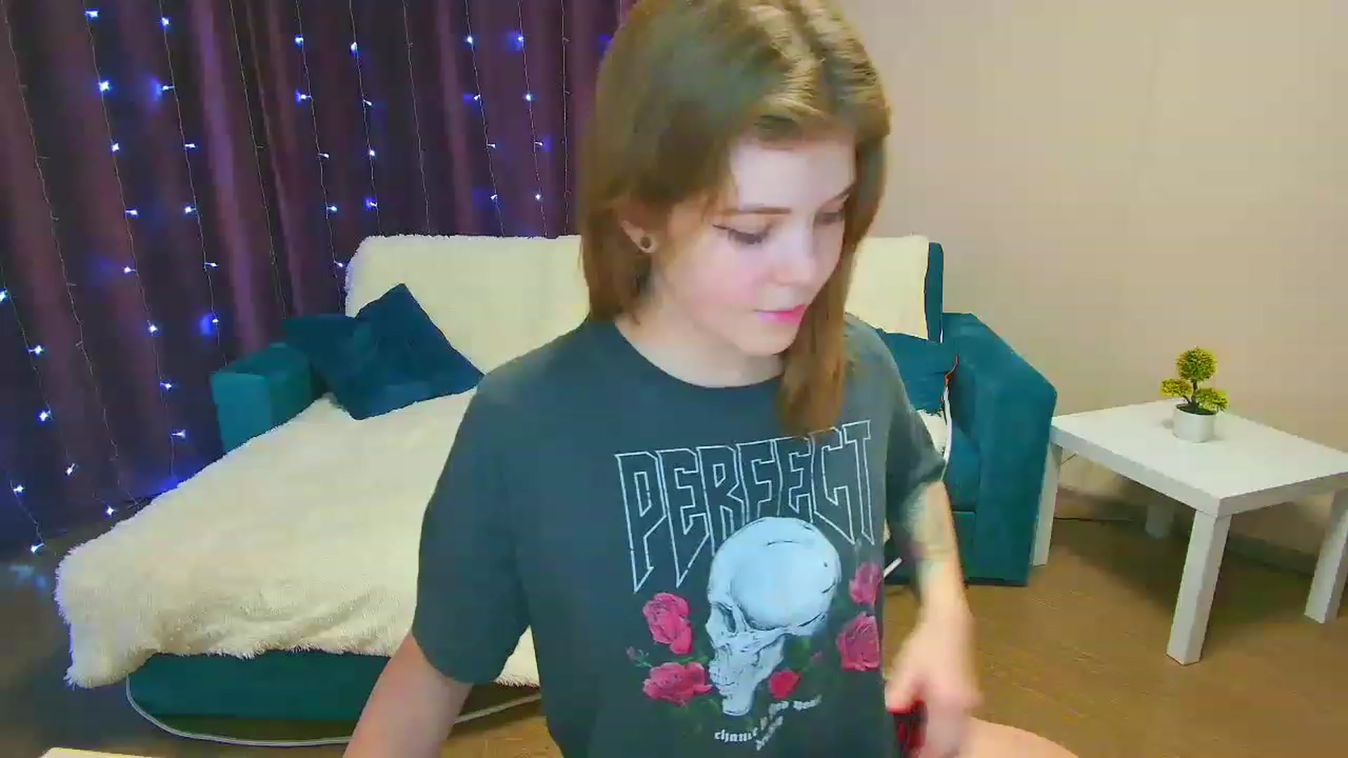 Gallery image thumbnail from EffyShy's myfreecams stream on, 01/22/2023, 18:13 image 8 of 20