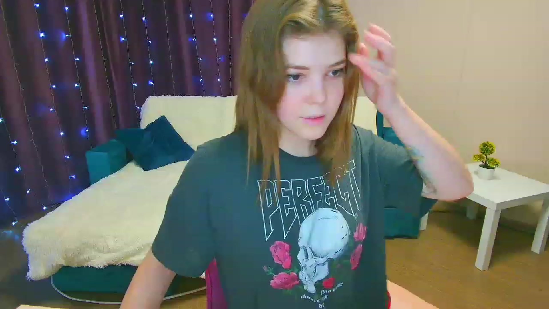 Gallery image thumbnail from EffyShy's myfreecams stream on, 01/22/2023, 18:13 image 7 of 20