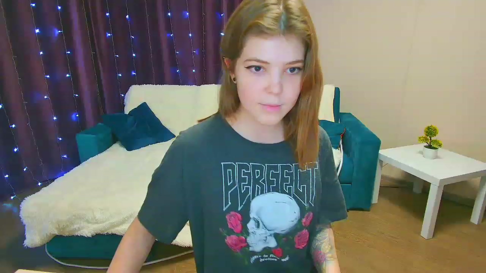 Gallery image thumbnail from EffyShy's myfreecams stream on, 01/22/2023, 18:13 image 3 of 20