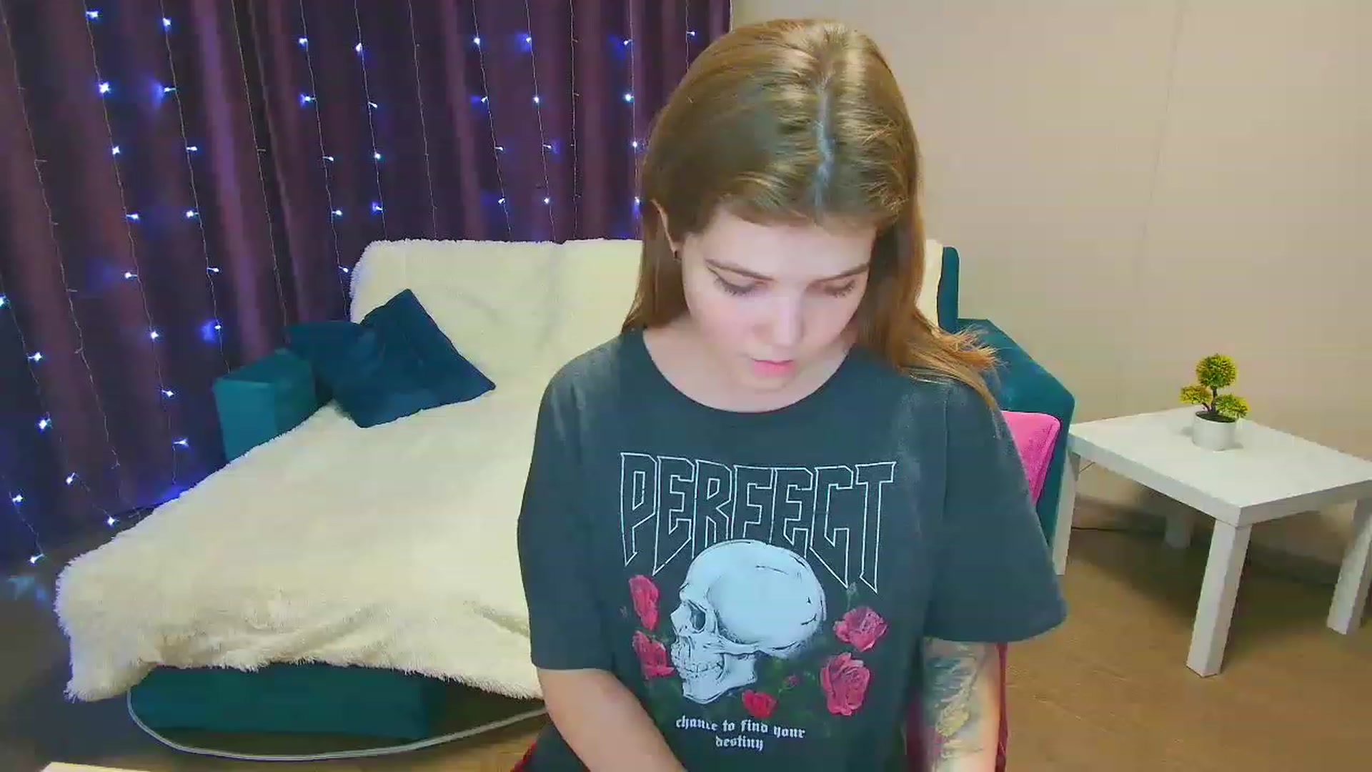 Gallery image thumbnail from EffyShy's myfreecams stream on, 01/22/2023, 20:45 image 5 of 20