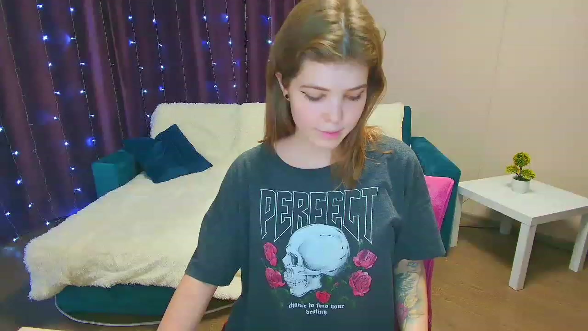 Gallery image thumbnail from EffyShy's myfreecams stream on, 01/22/2023, 20:45 image 7 of 20