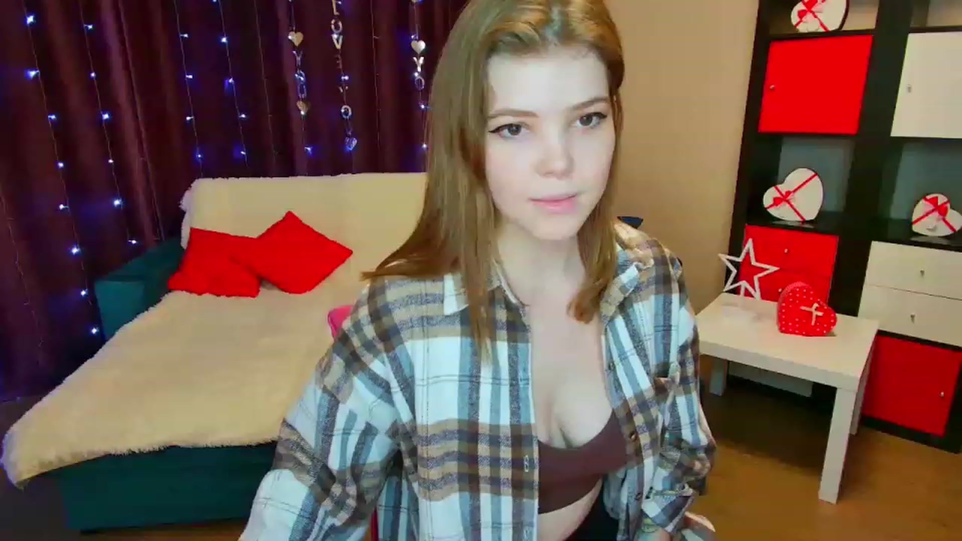 Gallery image thumbnail from EffyShy's myfreecams stream on, 03/04/2023, 16:53 image 12 of 20