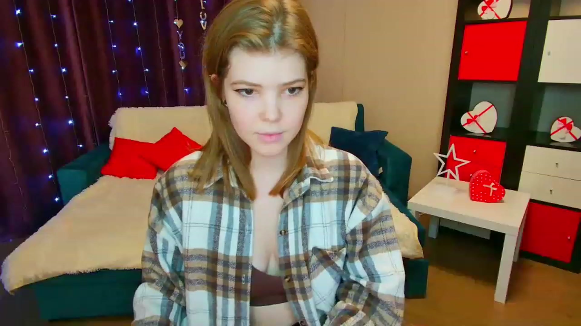 Gallery image thumbnail from EffyShy's myfreecams stream on, 03/04/2023, 16:53 image 2 of 20