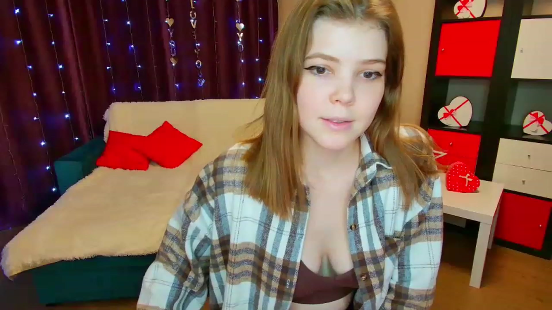 Gallery image thumbnail from EffyShy's myfreecams stream on, 03/04/2023, 16:53 image 6 of 20